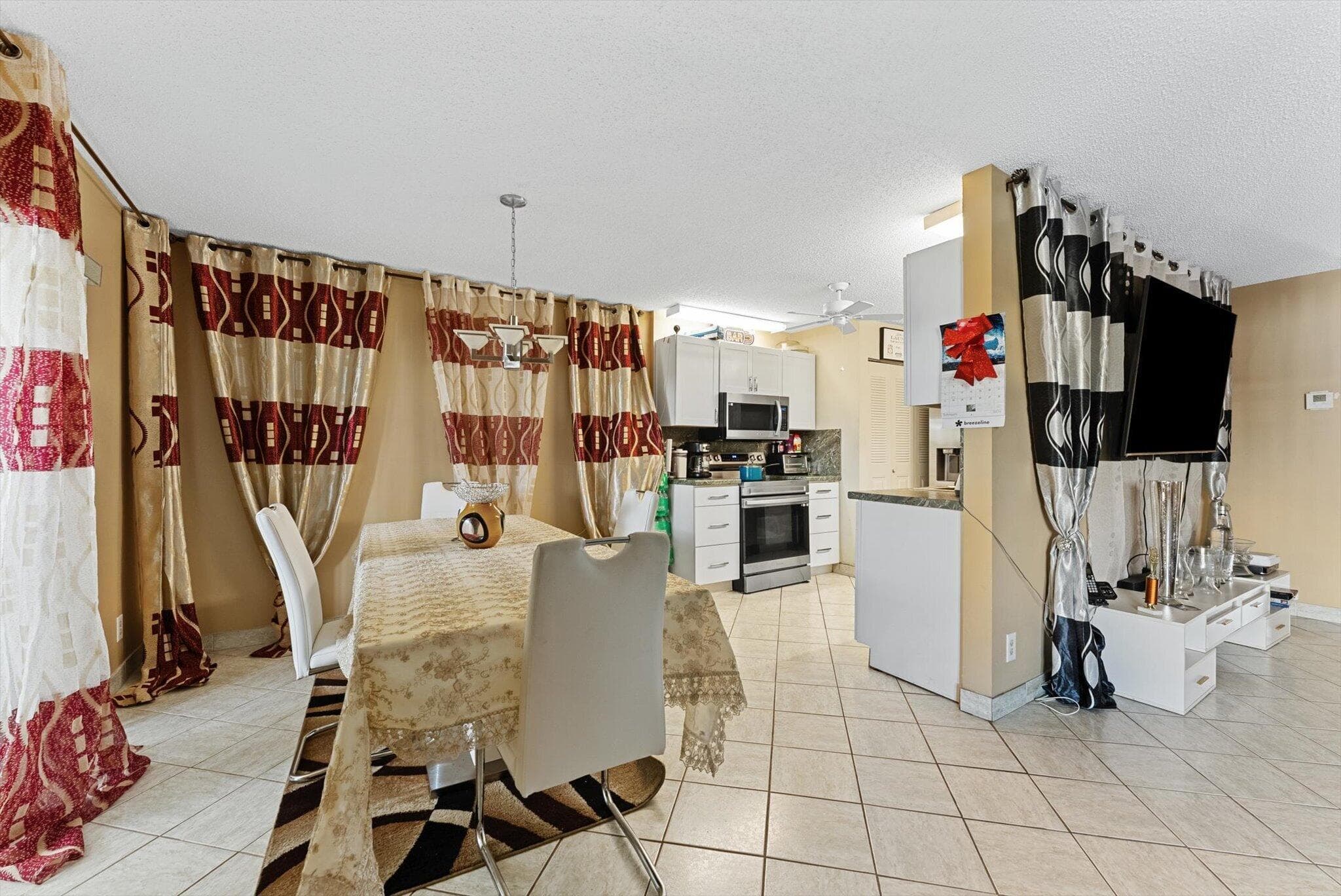 3440 Rossi Court, West Palm Beach, FL 33417 — photo 7 of 37