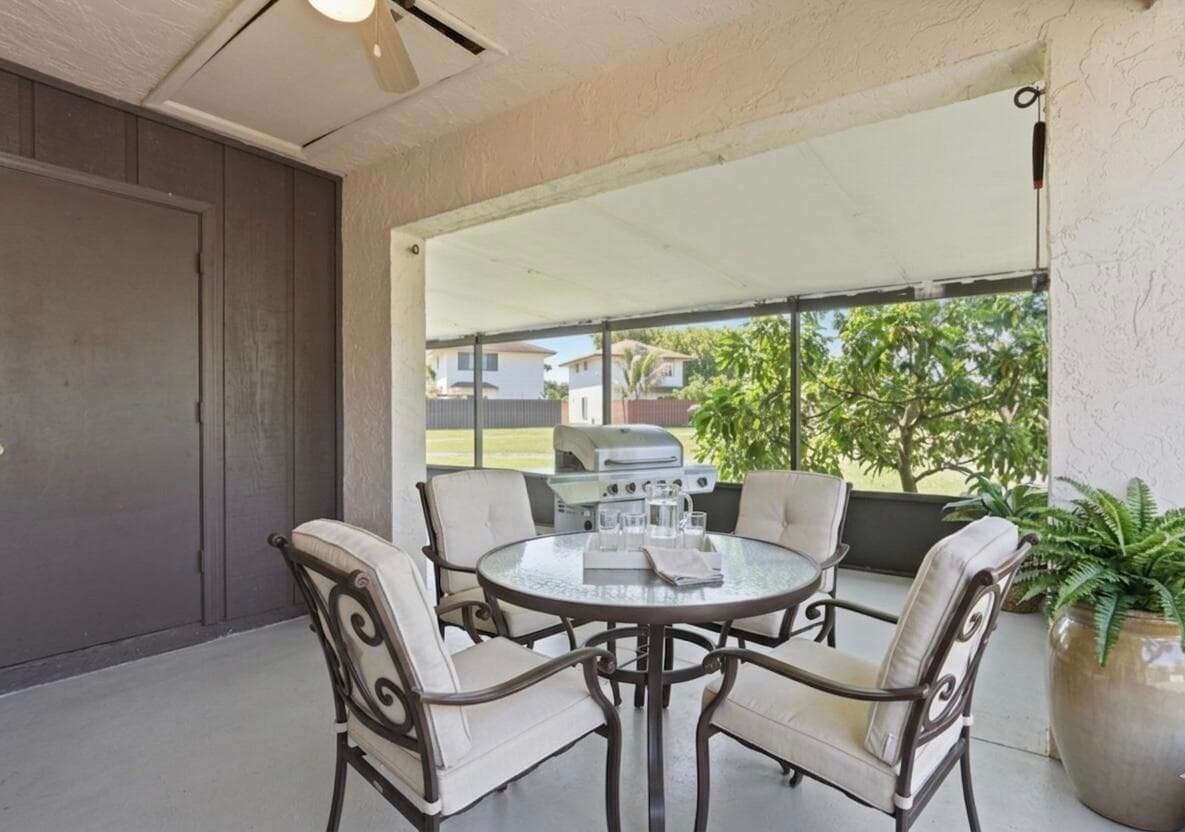 5330 Mendoza Street, West Palm Beach, FL 33415 — photo 12 of 23
