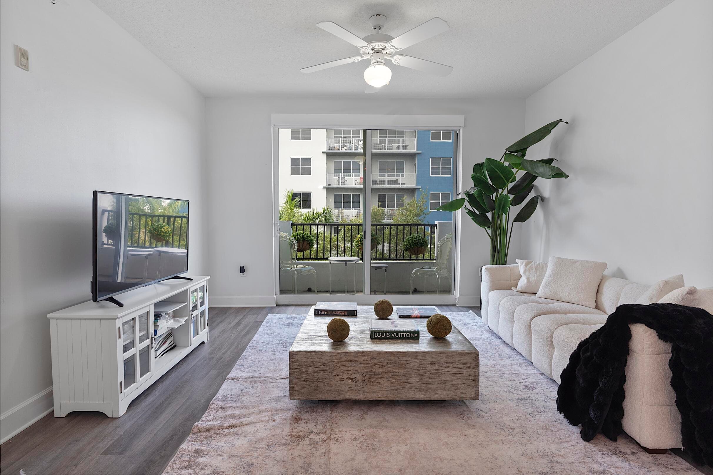 2401 NE 65th Street 502, Fort Lauderdale, FL 33308 — photo 35 of 54