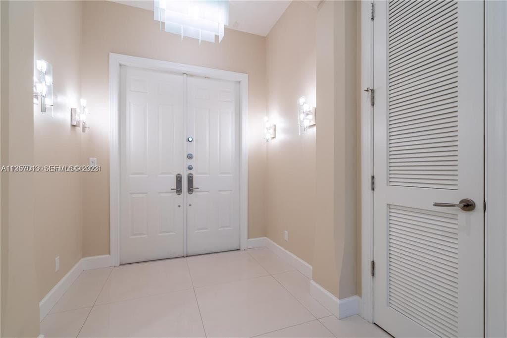 3121 NE 26th Street, Fort Lauderdale, FL 33305 — photo 3 of 25