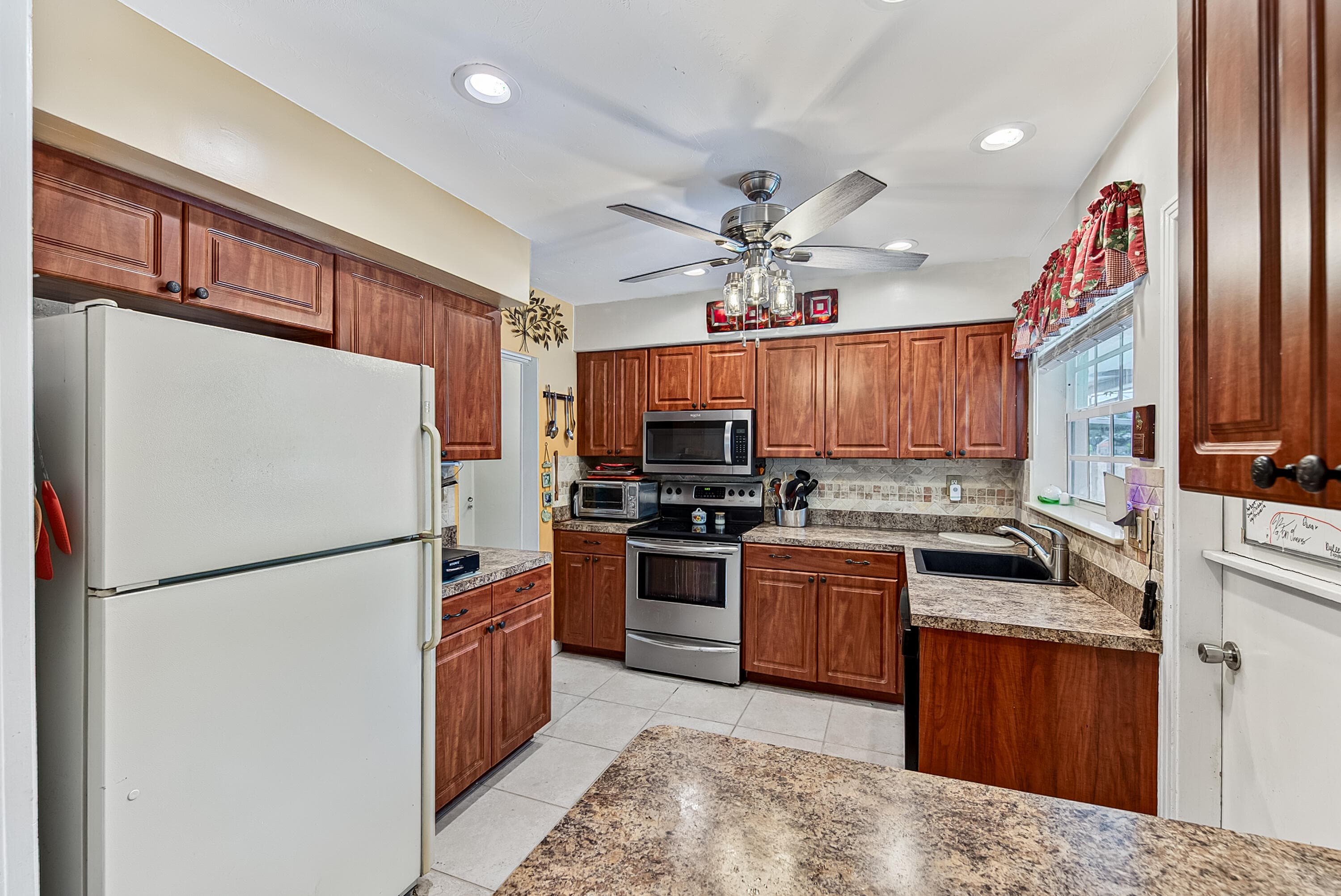 1131 SW 3rd Terrace, Pompano Beach, FL 33060 — photo 21 of 35