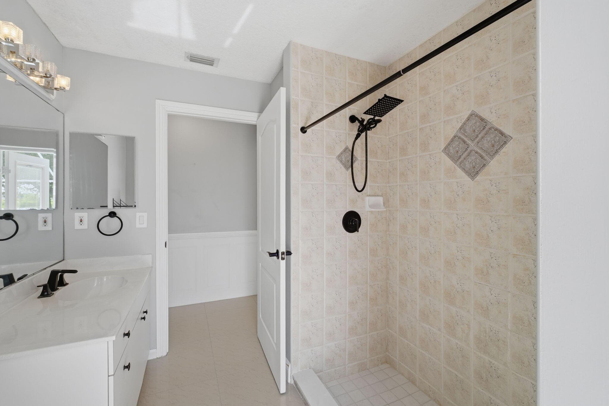 474 SW Carter Avenue, Port St. Lucie, FL 34983 — photo 14 of 35