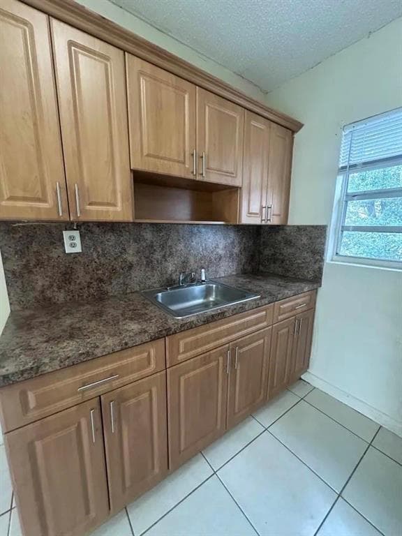 633 NW 15th Terrace, Fort Lauderdale, FL 33311 — photo 3 of 6
