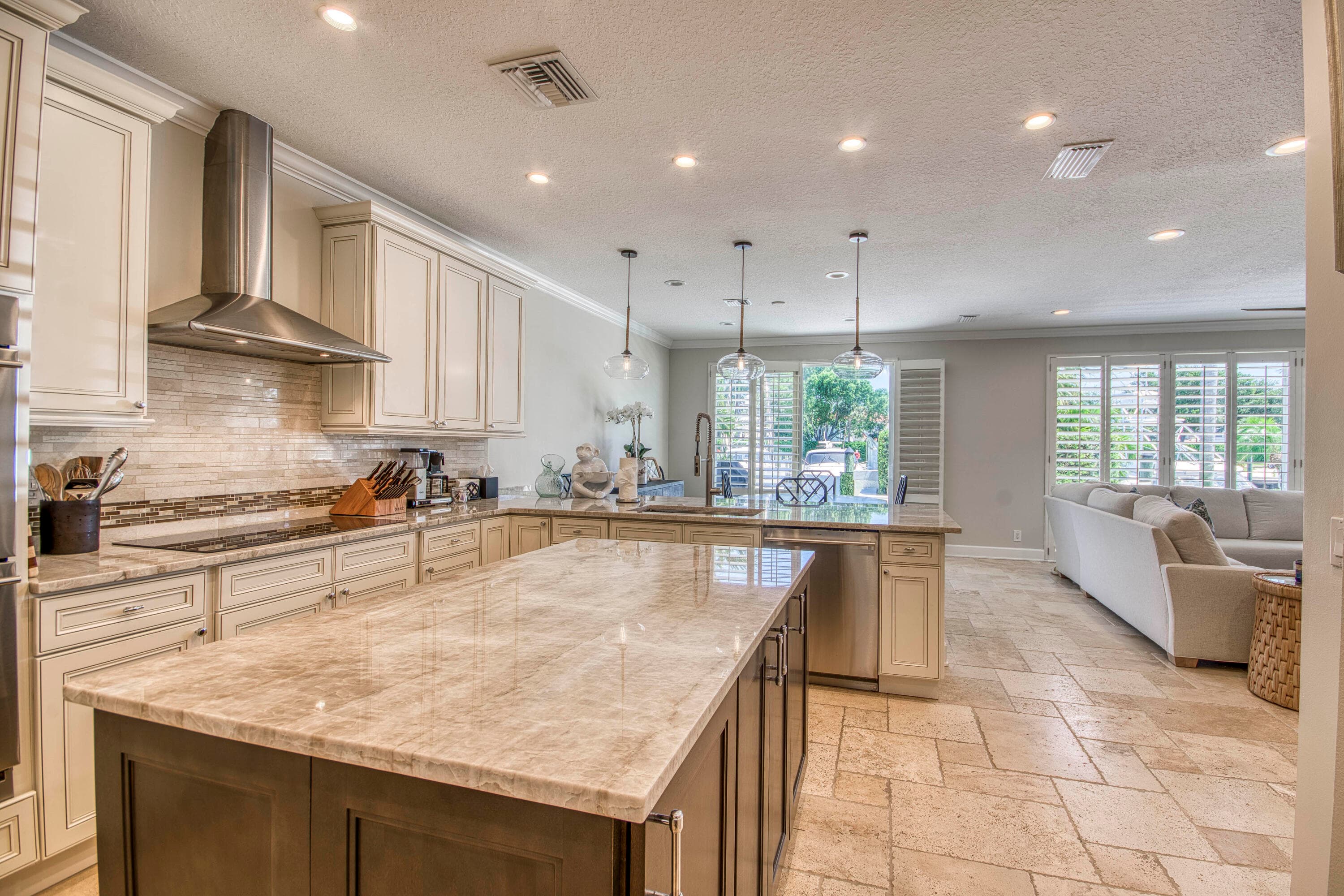 2245 Monet Road, North Palm Beach, FL 33410 — photo 4 of 33