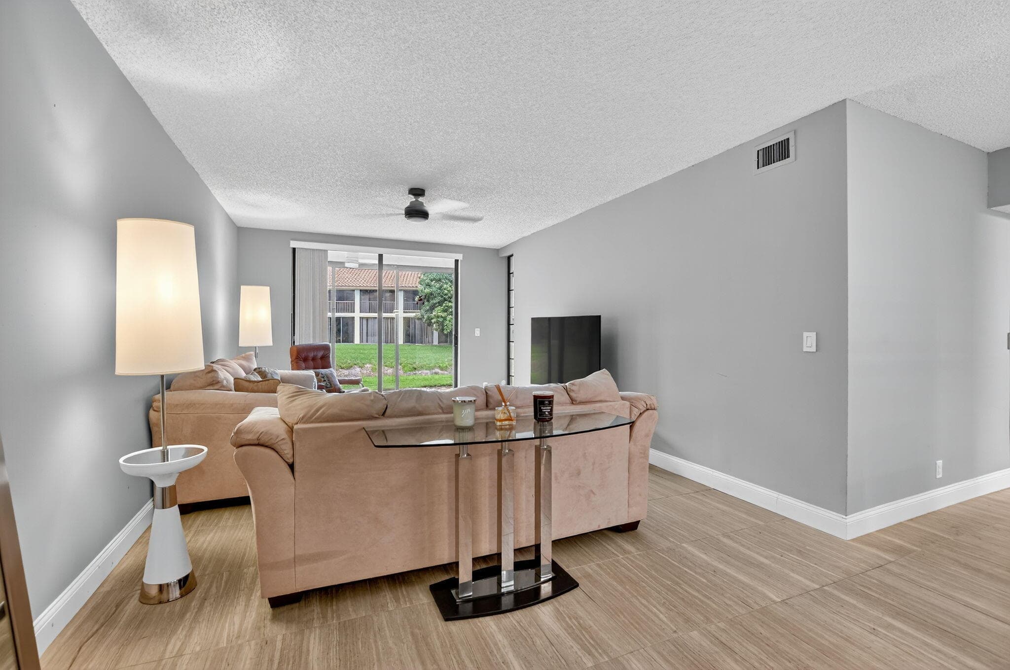 7773 La Mirada Drive, Boca Raton, FL 33433 — photo 7 of 39