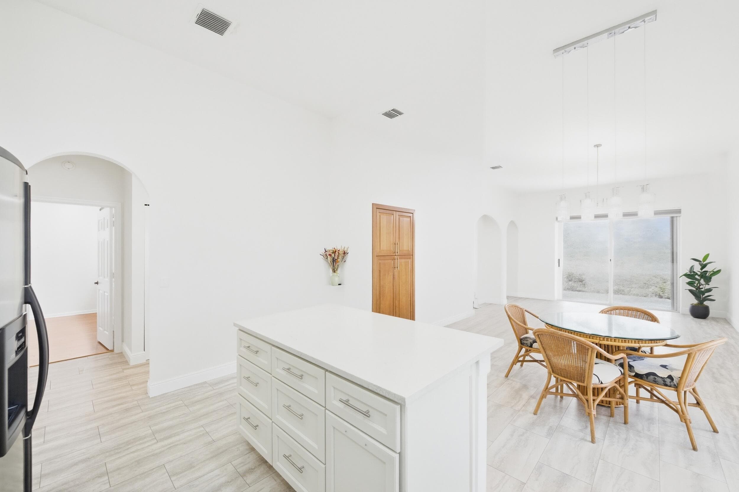 8534 Vía D Oro, Boca Raton, FL 33433 — photo 10 of 34