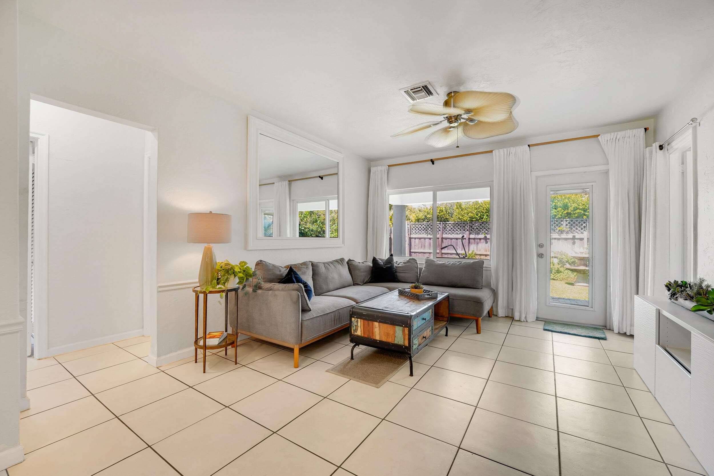 1236 NE 13th Avenue, Fort Lauderdale, FL 33304 — photo 25 of 41