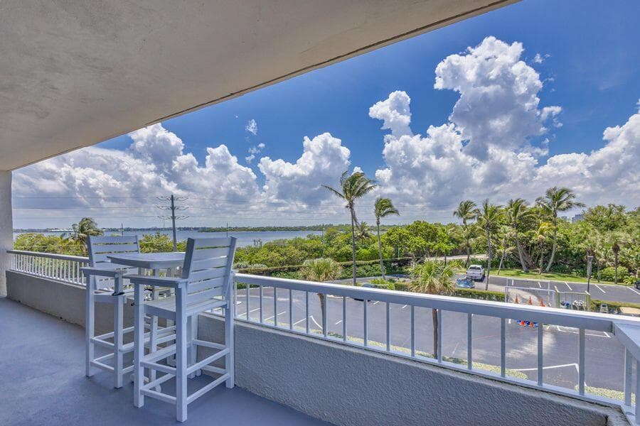 5550 N Ocean Drive 3c, Riviera Beach, FL 33404 — photo 2 of 68