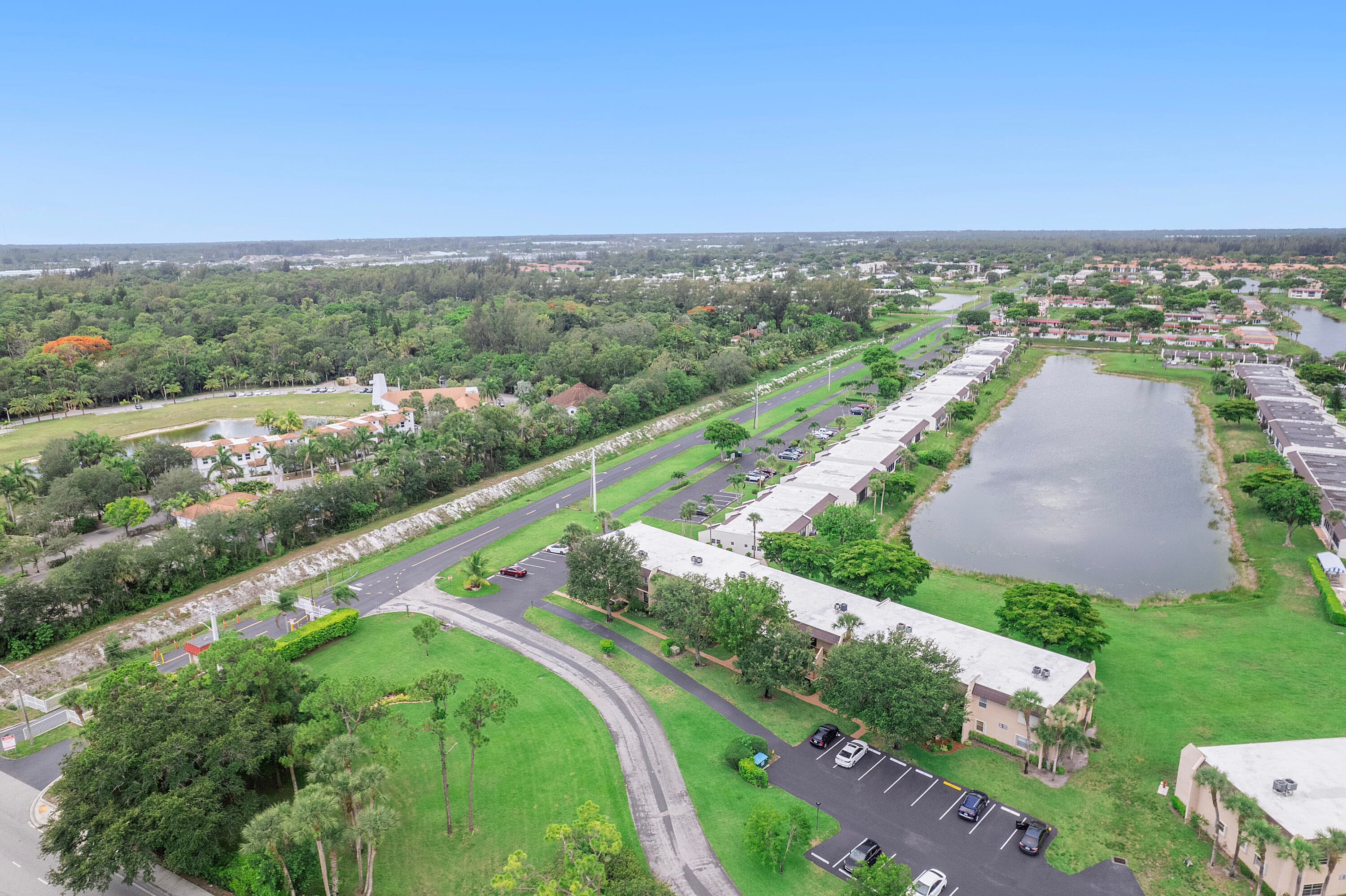 118 Lake Constance Drive, West Palm Beach, FL 33411 — photo 18 of 25