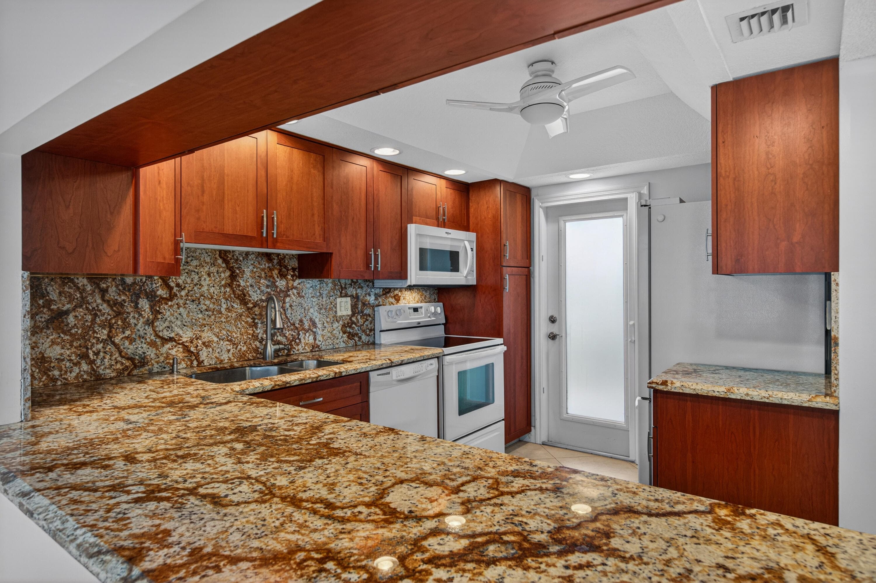 3150 NE 48th Court 414, Lighthouse Point, FL 33064 — photo 18 of 50