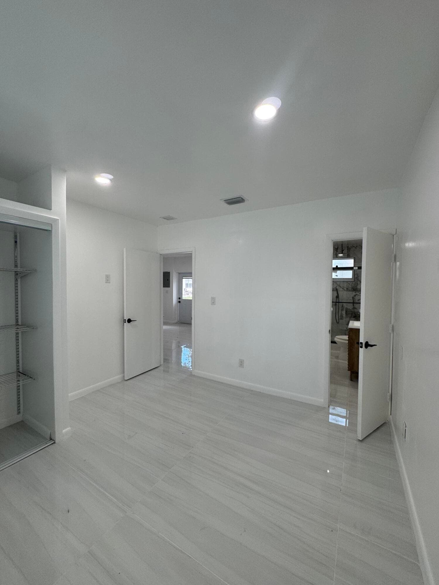 4591 Purdy Lane 8, West Palm Beach, FL 33415 — photo 7 of 9