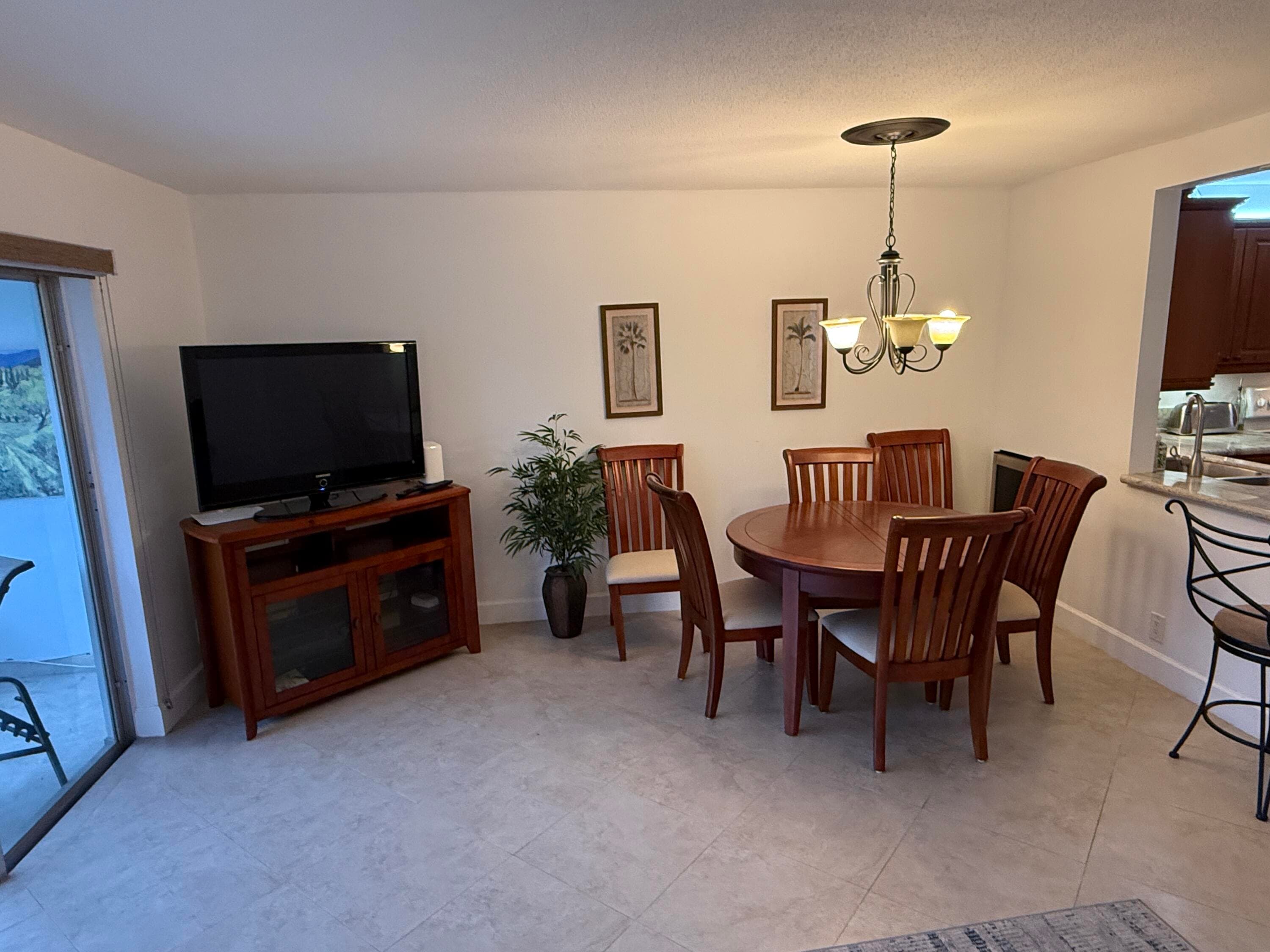 300 NE 14th Avenue 411, Hallandale Beach, FL 33009 — photo 11 of 45