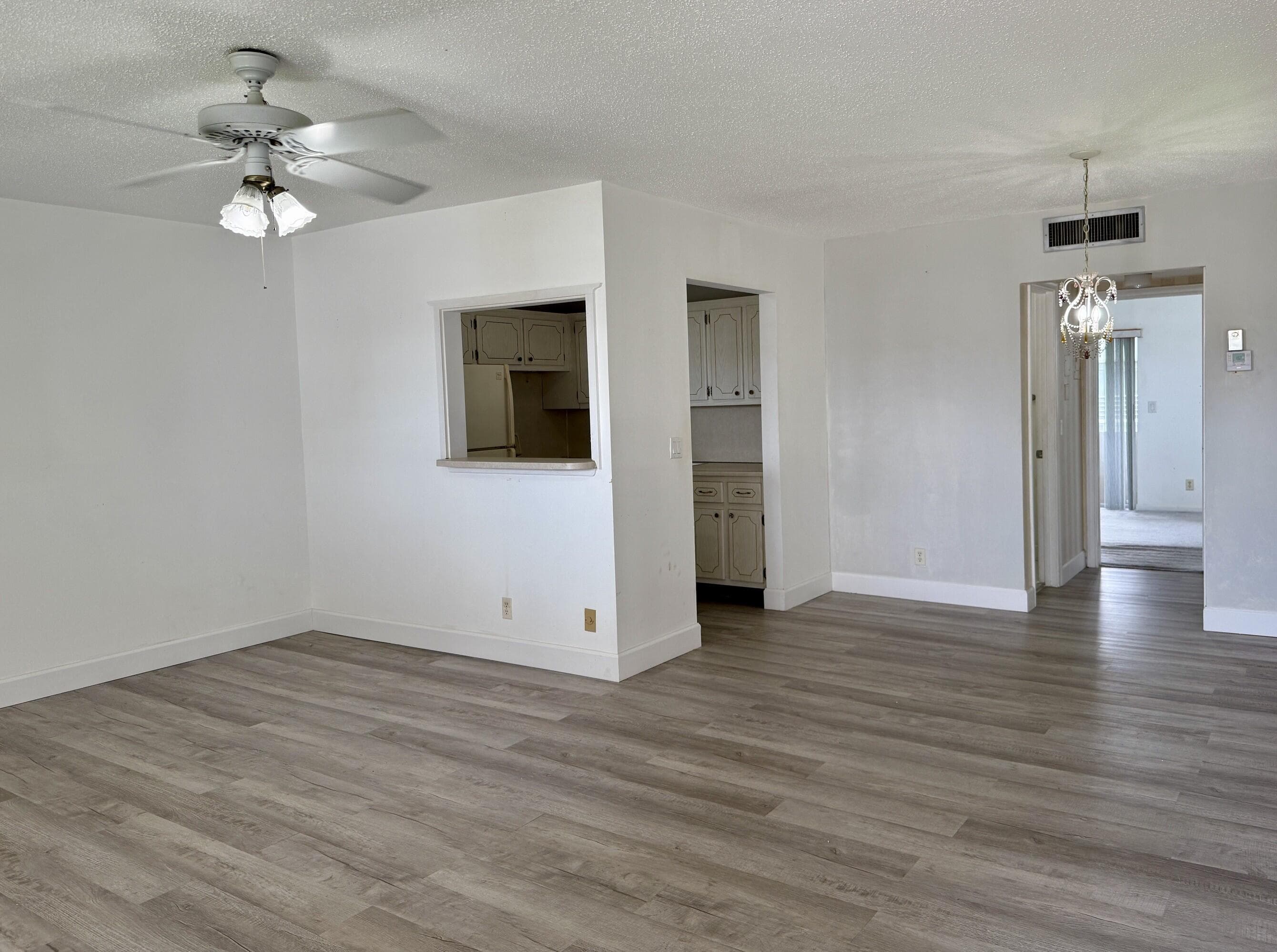 45 Easthampton B 45, West Palm Beach, FL 33417 — photo 3 of 14