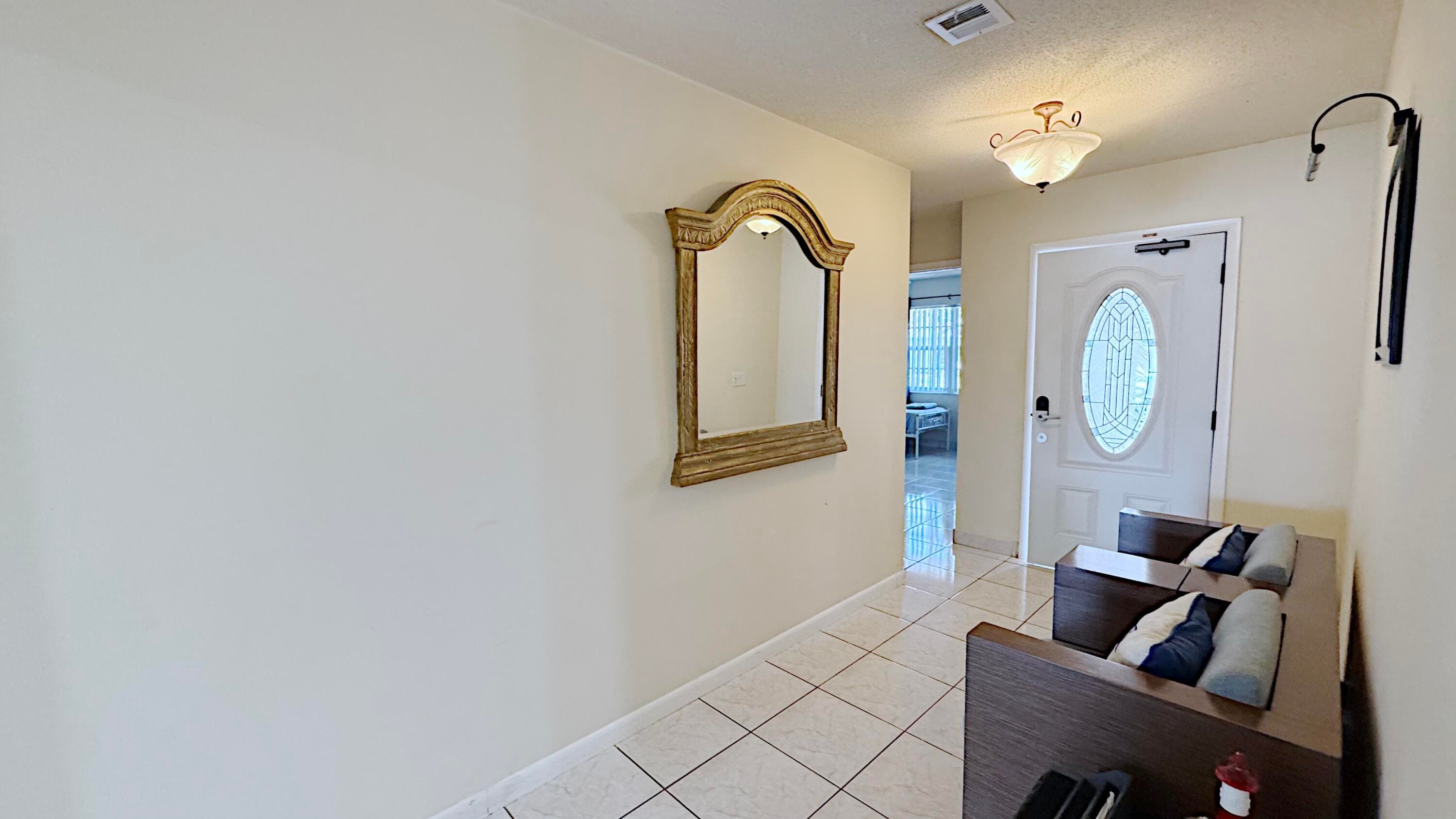 411 SE 4th Street, Dania Beach, FL 33004 — photo 8 of 70