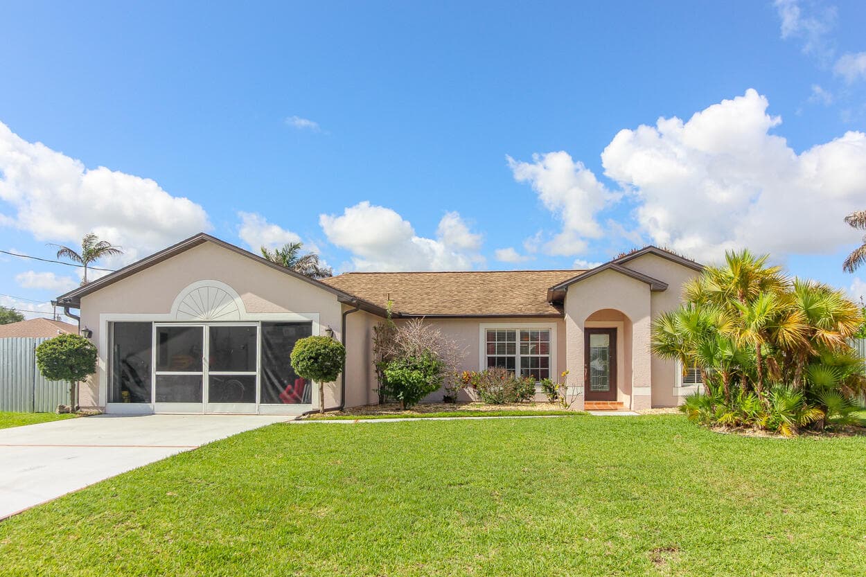 2718 SW Hamilton Avenue, Port St. Lucie, FL 34987 — photo 3 of 46