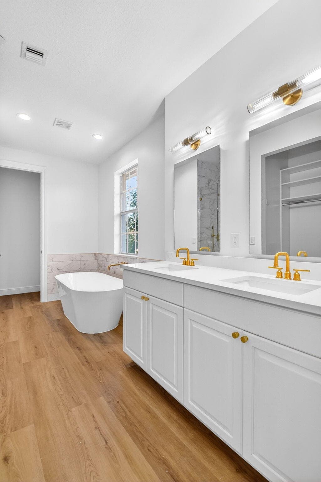 2502 N Dixie Highway 32, Lake Worth Beach, FL 33460 — photo 1 of 42