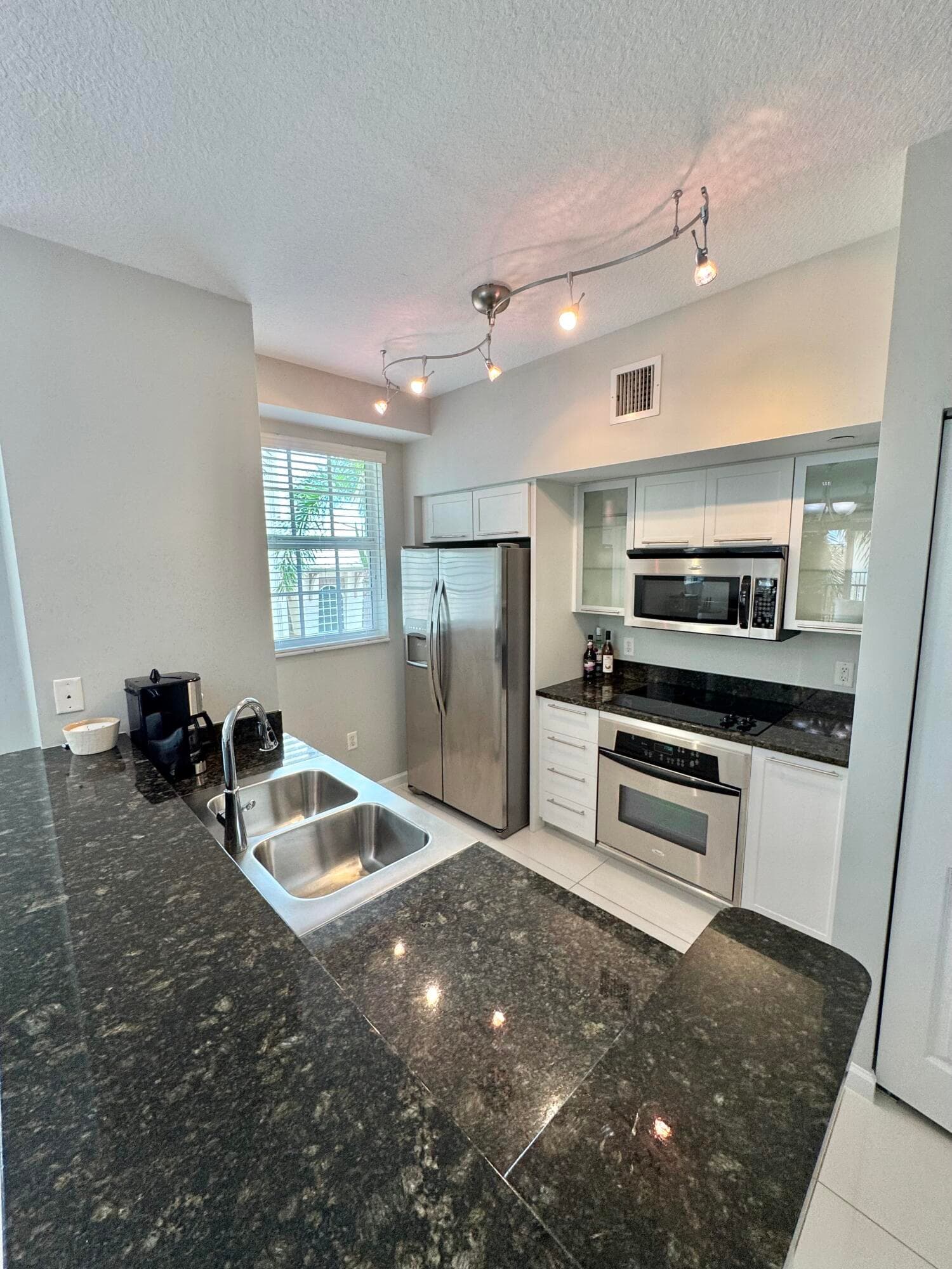 225 NE 1st Street 405, Delray Beach, FL 33444 — photo 11 of 23