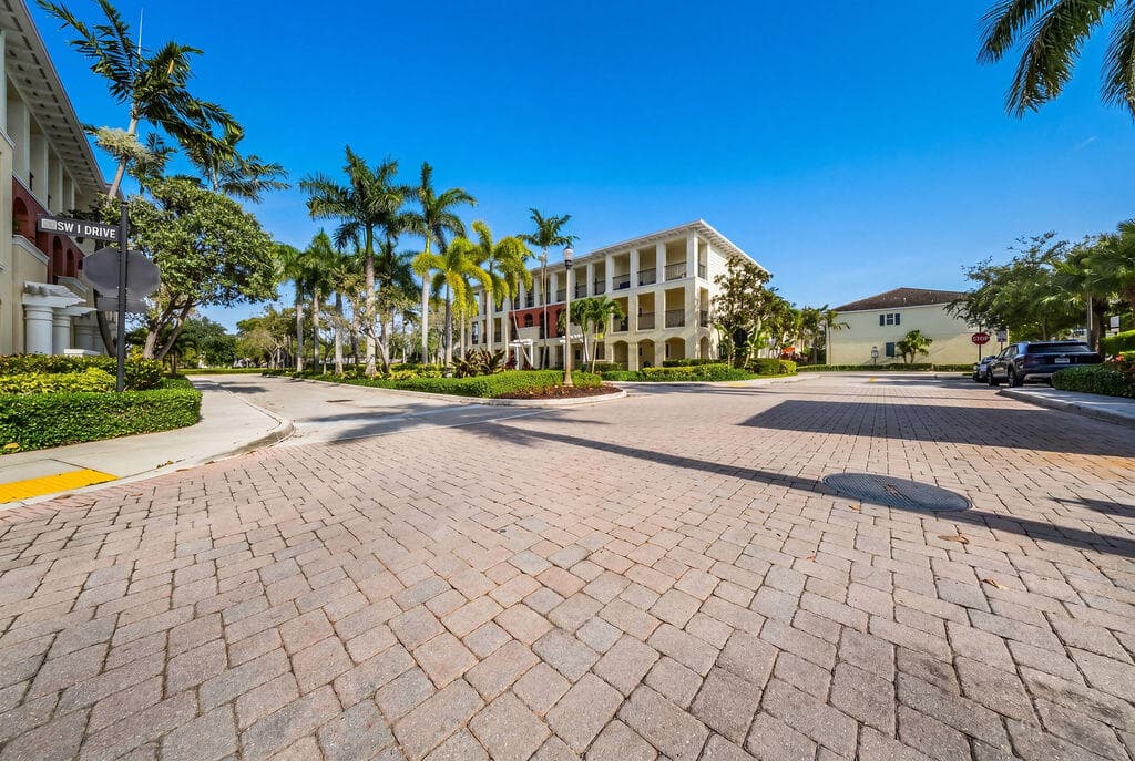 261 SW 6th Place, Pompano Beach, FL 33060 — photo 55 of 67