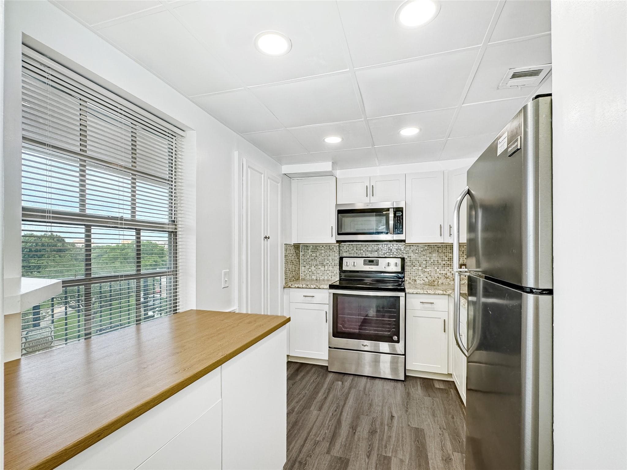 2950 N Palm Aire Drive 506, Pompano Beach, FL 33069 — photo 4 of 29