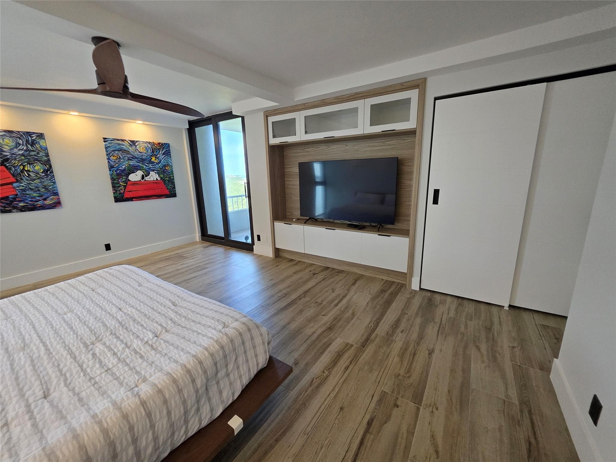 5550 N Ocean Drive, Riviera Beach, FL 33404 — photo 18 of 48
