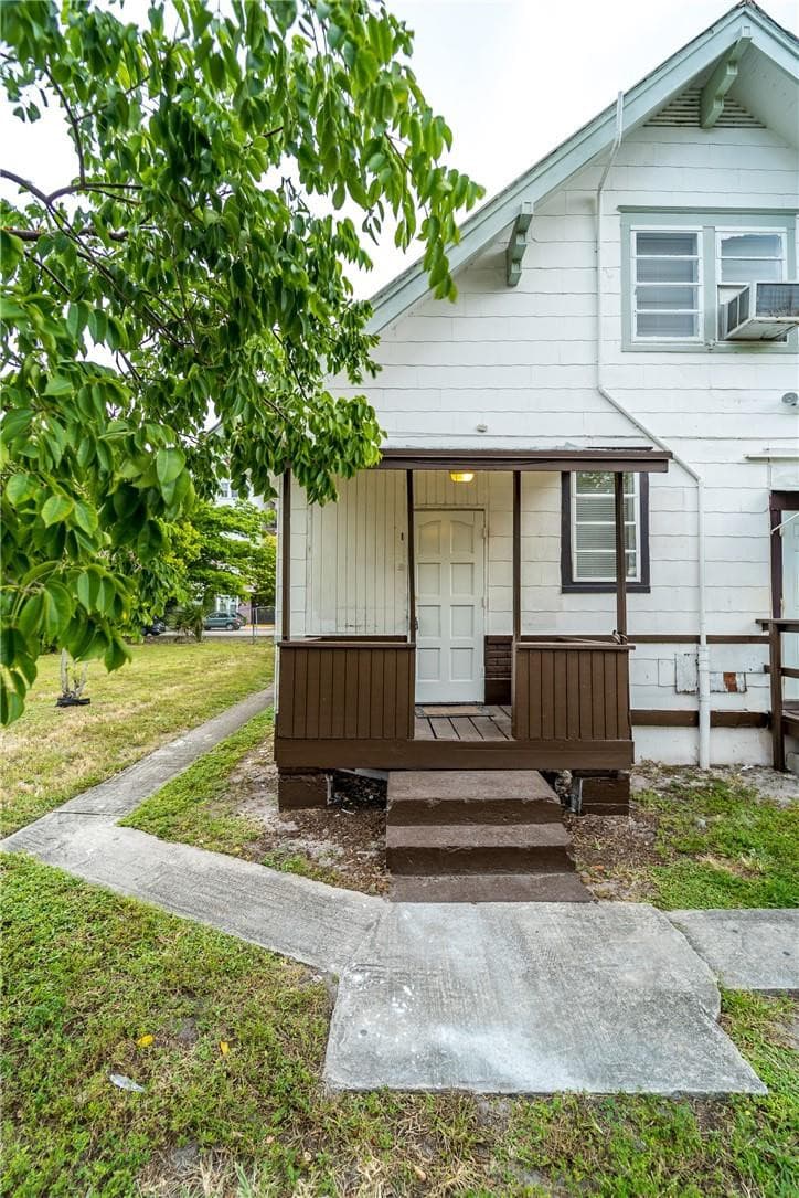 541 NE 2nd Avenue B, Fort Lauderdale, FL 33301 — photo 10 of 13