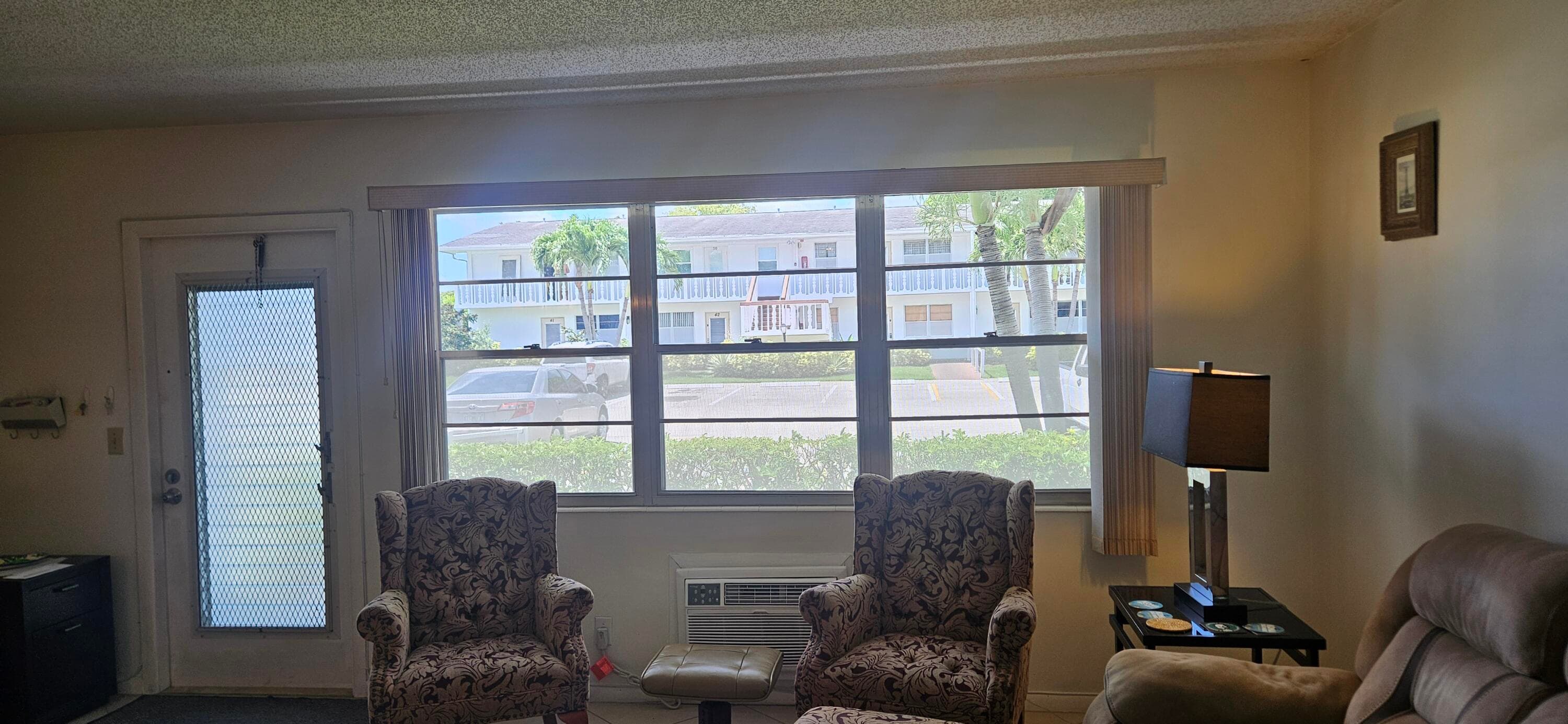 27 Newport B, Deerfield Beach, FL 33442 — photo 2 of 5