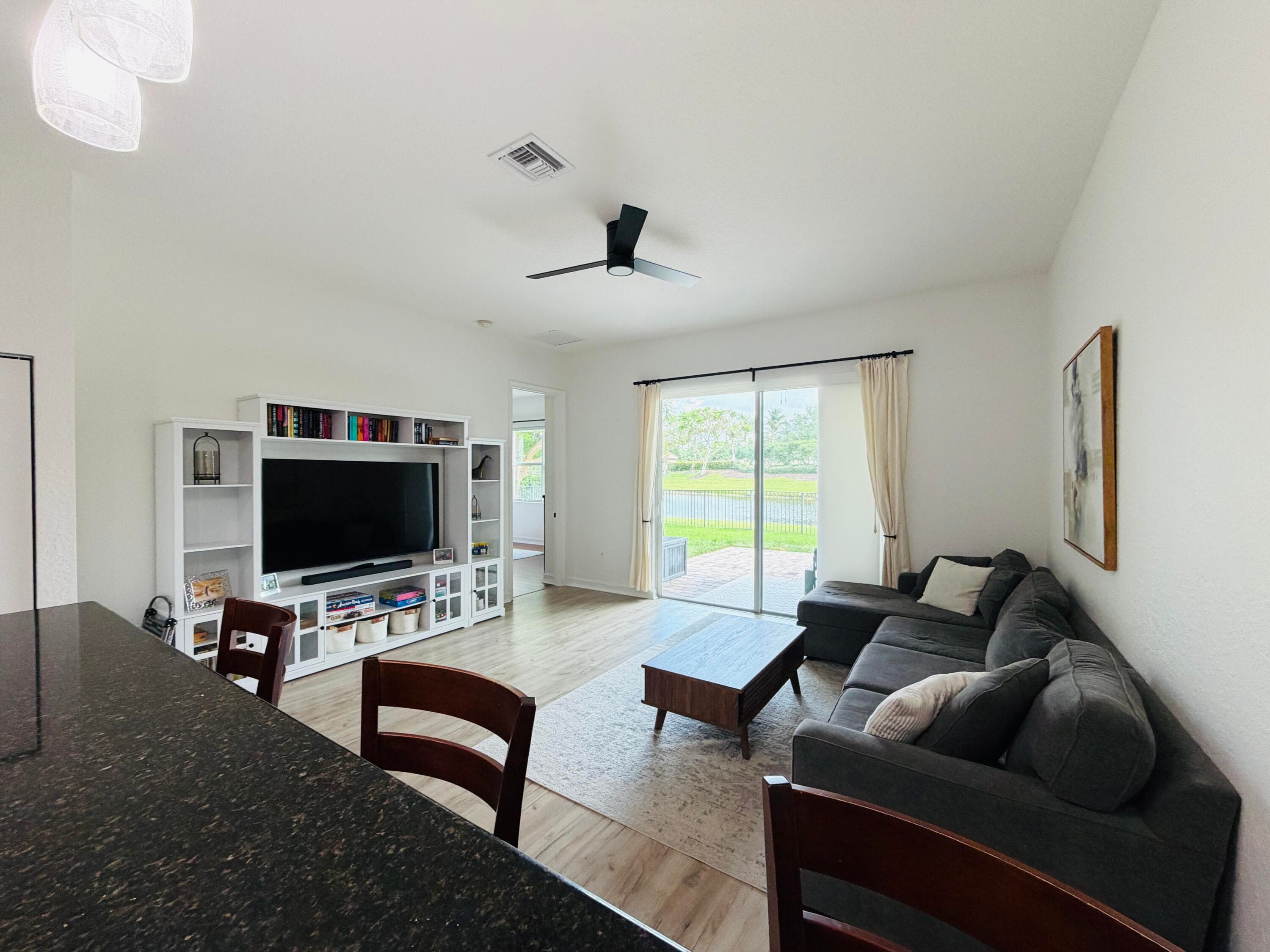 8469 Calabria Lakes Drive, Boynton Beach, FL 33473 — photo 20 of 68