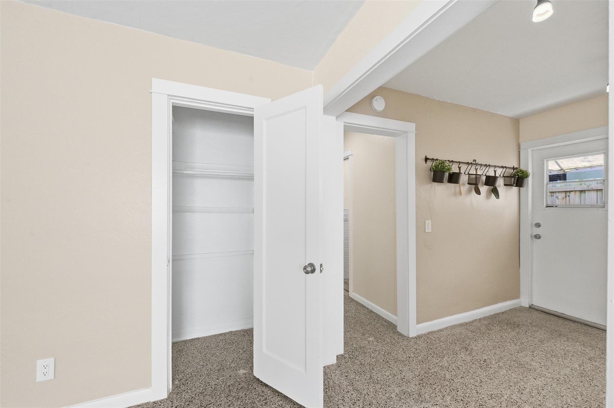 1614 NE 7th Street, Fort Lauderdale, FL 33304 — photo 6 of 18