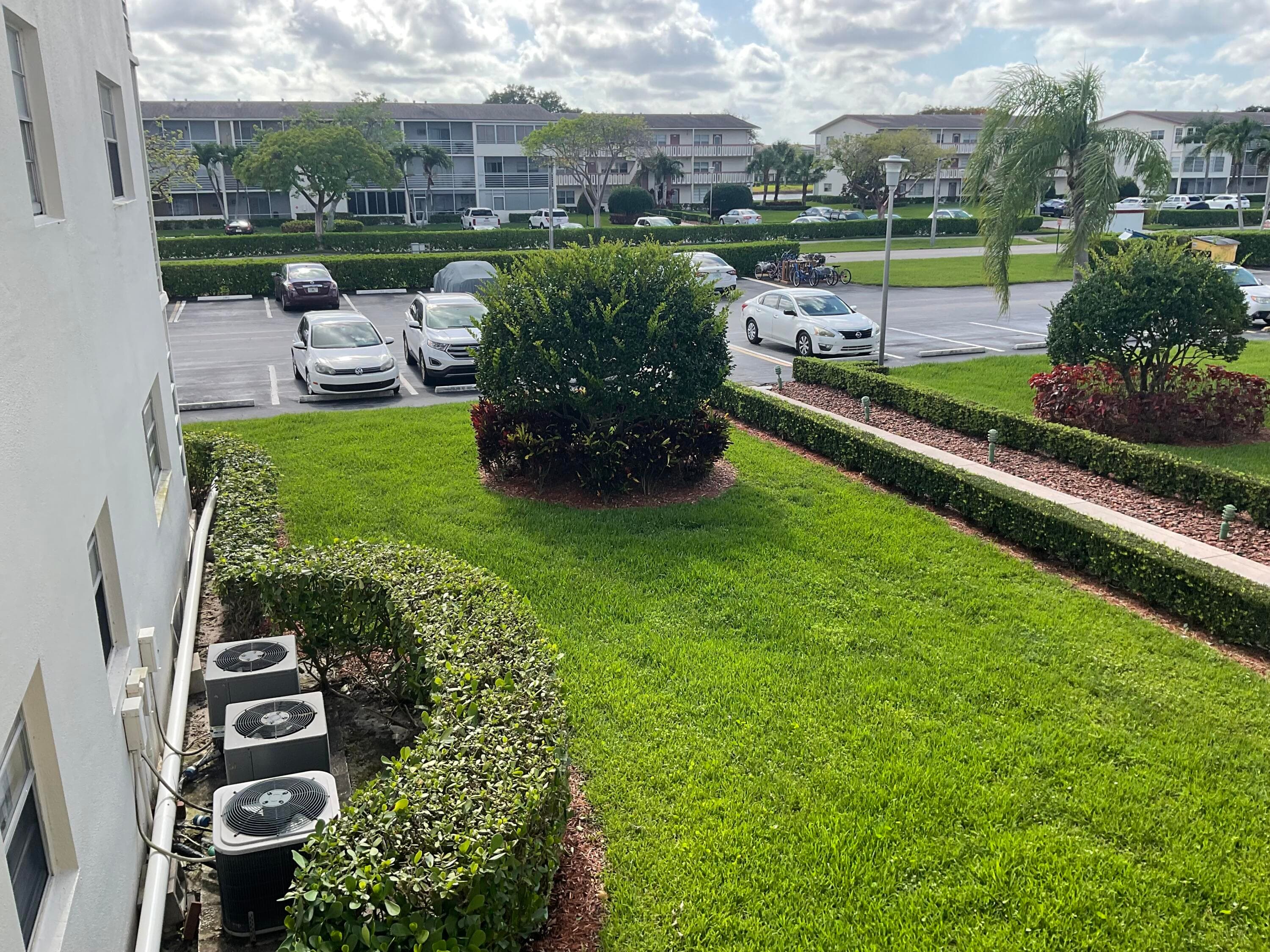 189 E Preston Way, Boca Raton, FL 33434 — photo 8 of 10