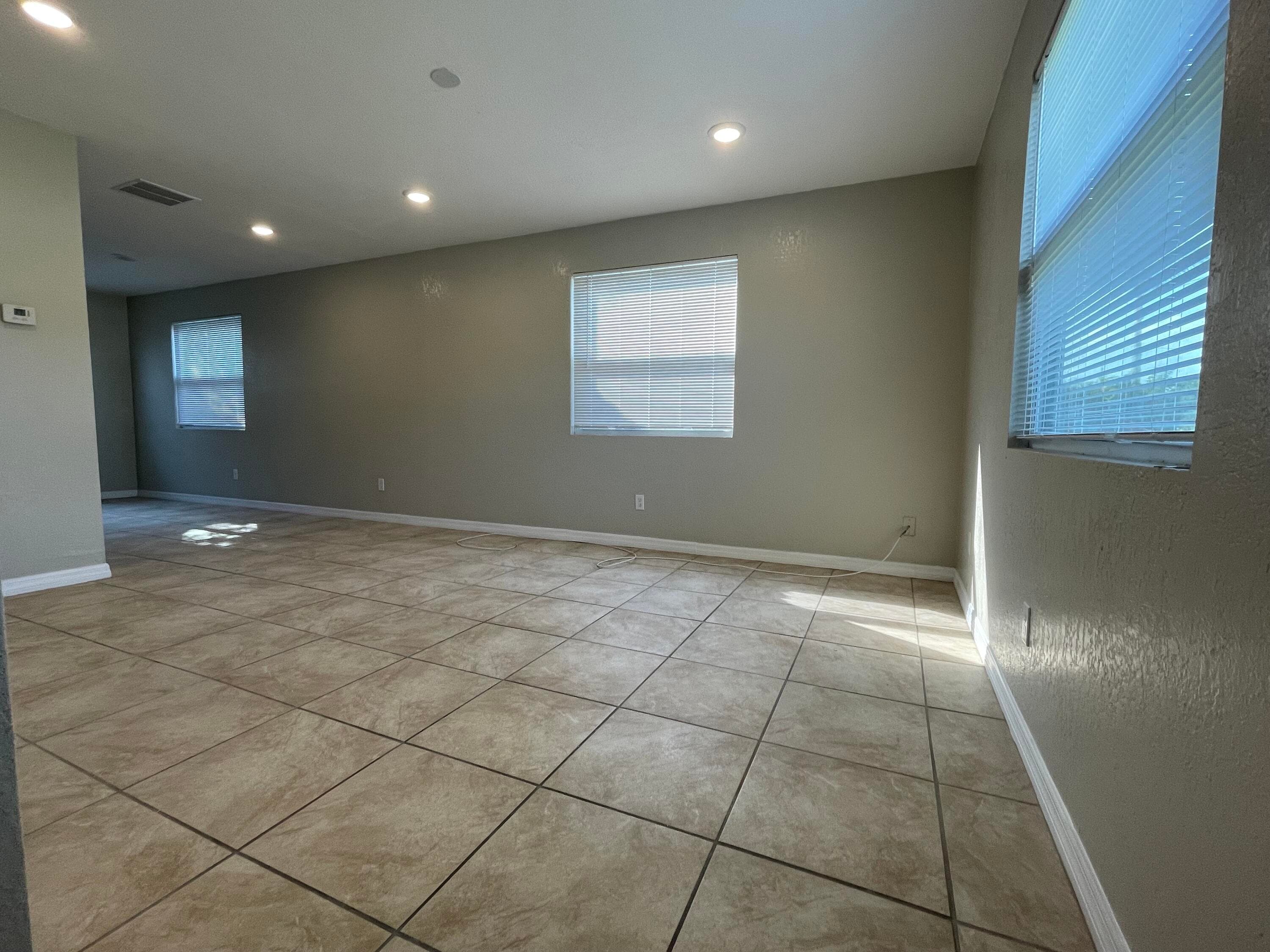 2880 Harson Way, Fort Pierce, FL 34946 — photo 3 of 40