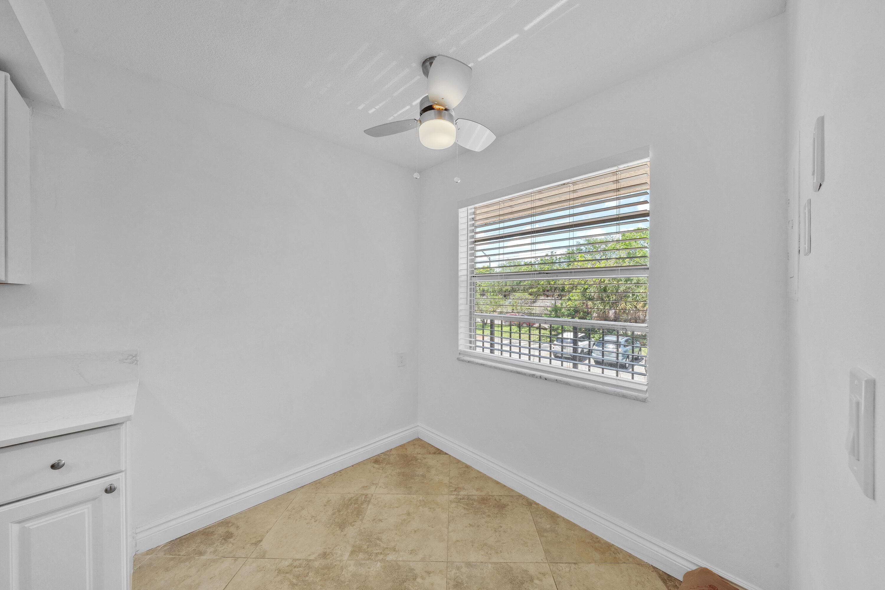 3099 NW 48th Avenue 260, Lauderdale Lakes, FL 33313 — photo 7 of 48