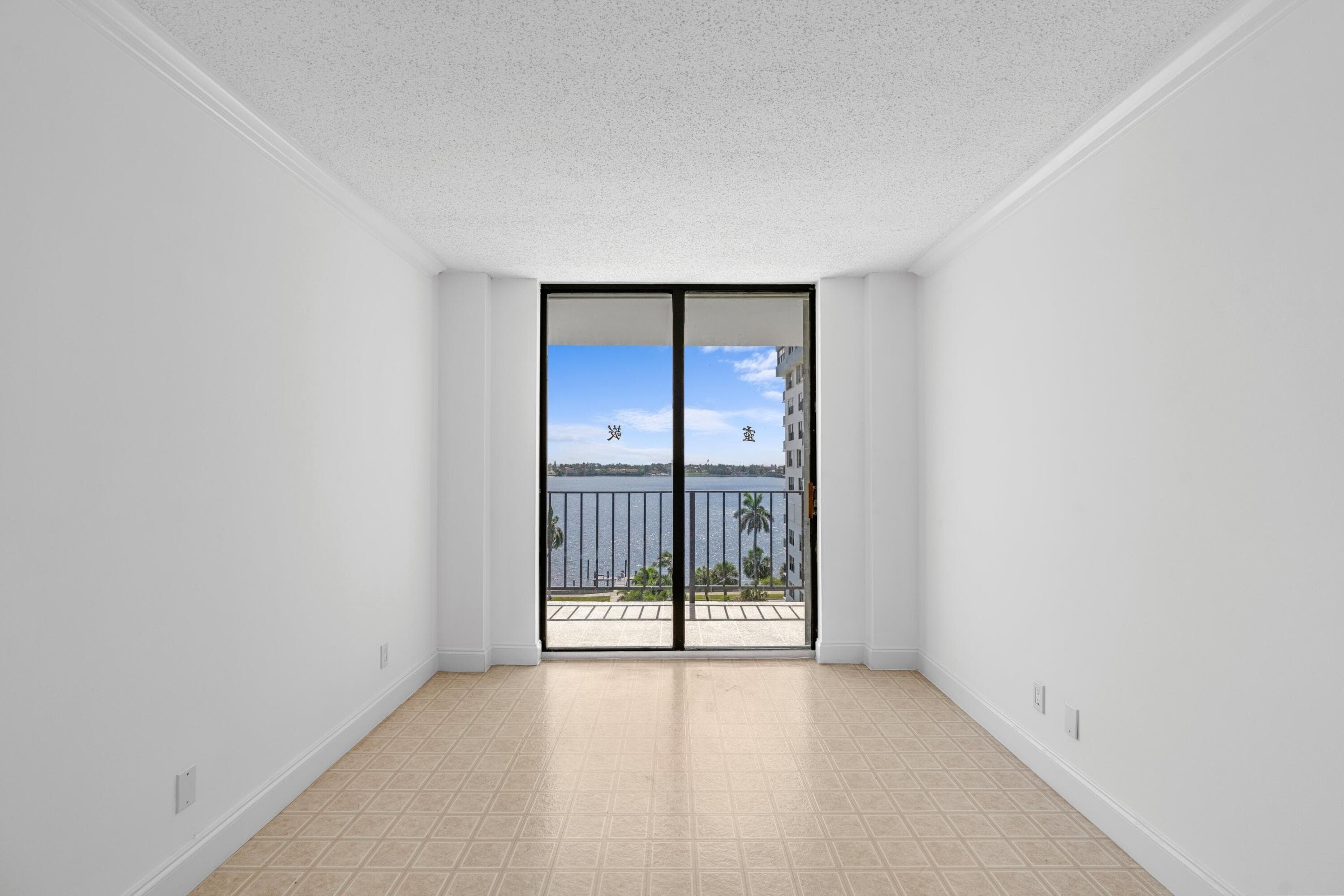 3800 Washington Road 812, West Palm Beach, FL 33405 — photo 9 of 16