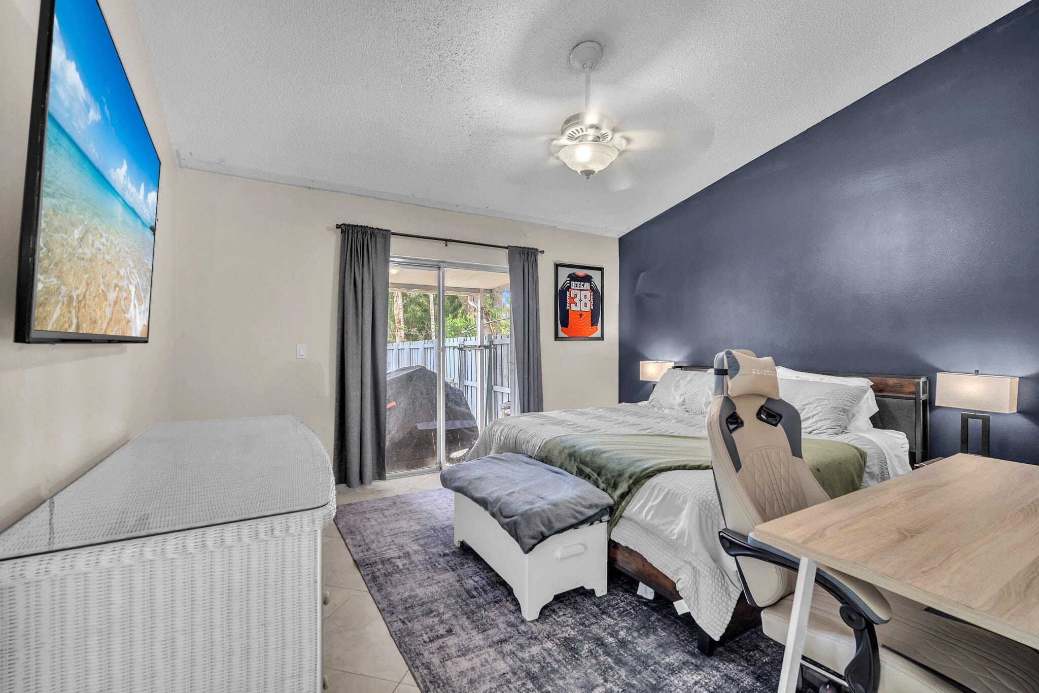 2347 N 37th Avenue, Hollywood, FL 33021 — photo 20 of 33