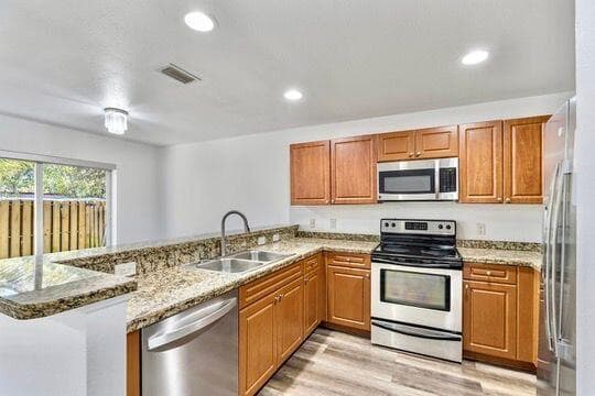 330 SW 2nd Avenue 14, Hallandale Beach, FL 33009 — photo 12 of 42