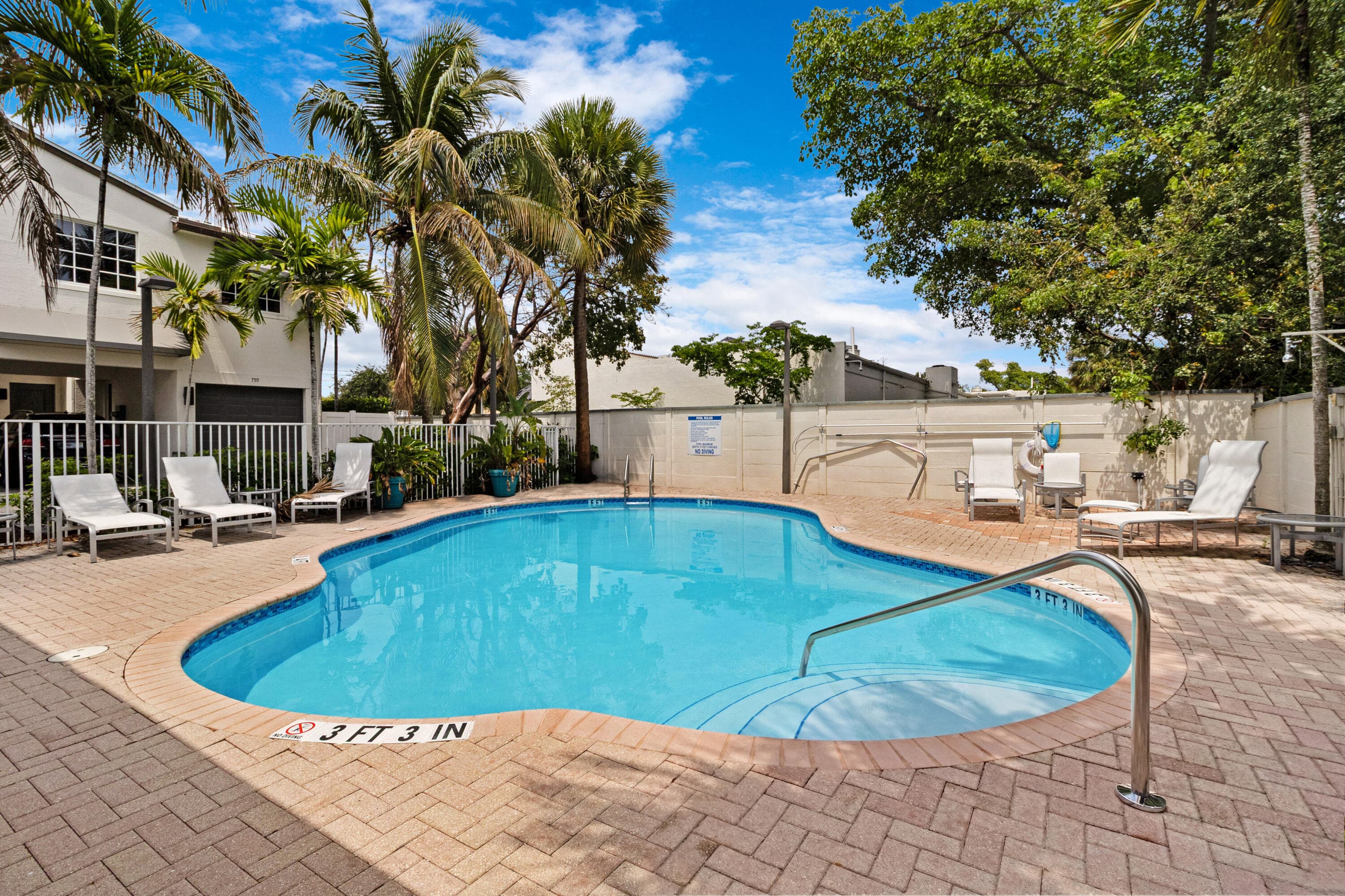 732 SE 2nd Street 732, Pompano Beach, FL 33060 — photo 34 of 49