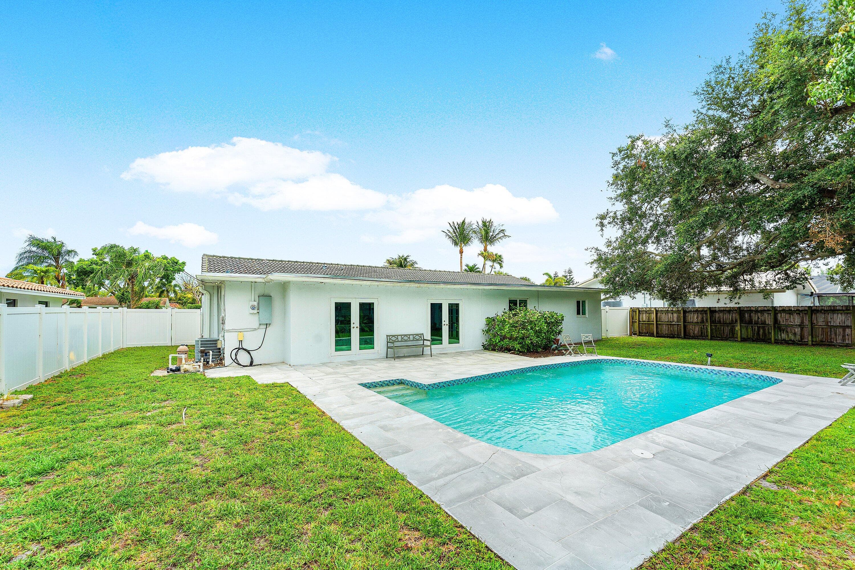 581 NW 13th Drive, Boca Raton, FL 33486 — photo 37 of 39