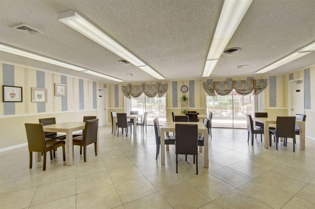 1 Abbey Lane 201, Delray Beach, FL 33446 — photo 40 of 42