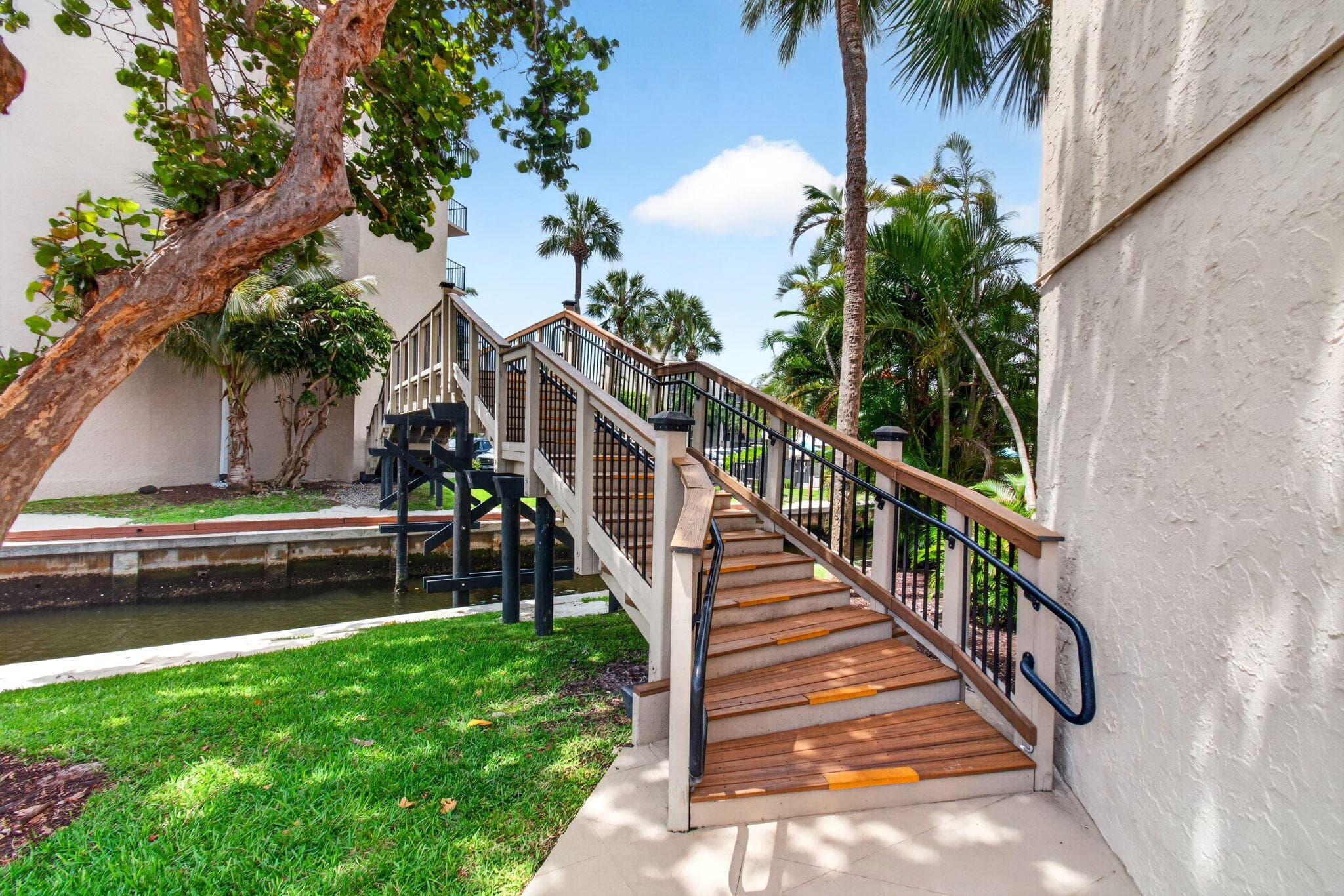 12 Royal Palm Way 501, Boca Raton, FL 33432 — photo 5 of 53