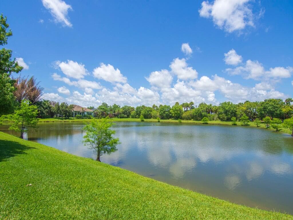 4405 65th Drive, Vero Beach, FL 32967 — photo 14 of 43