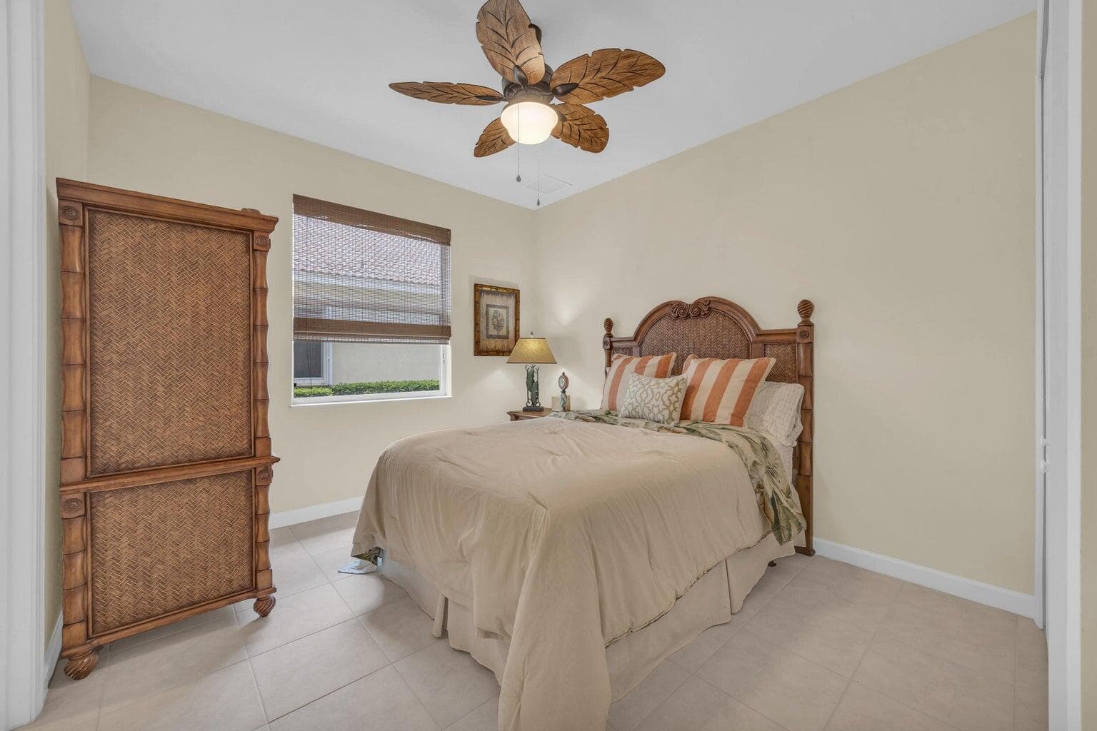 8821 Champions Way, Port St. Lucie, FL 34986 — photo 18 of 36