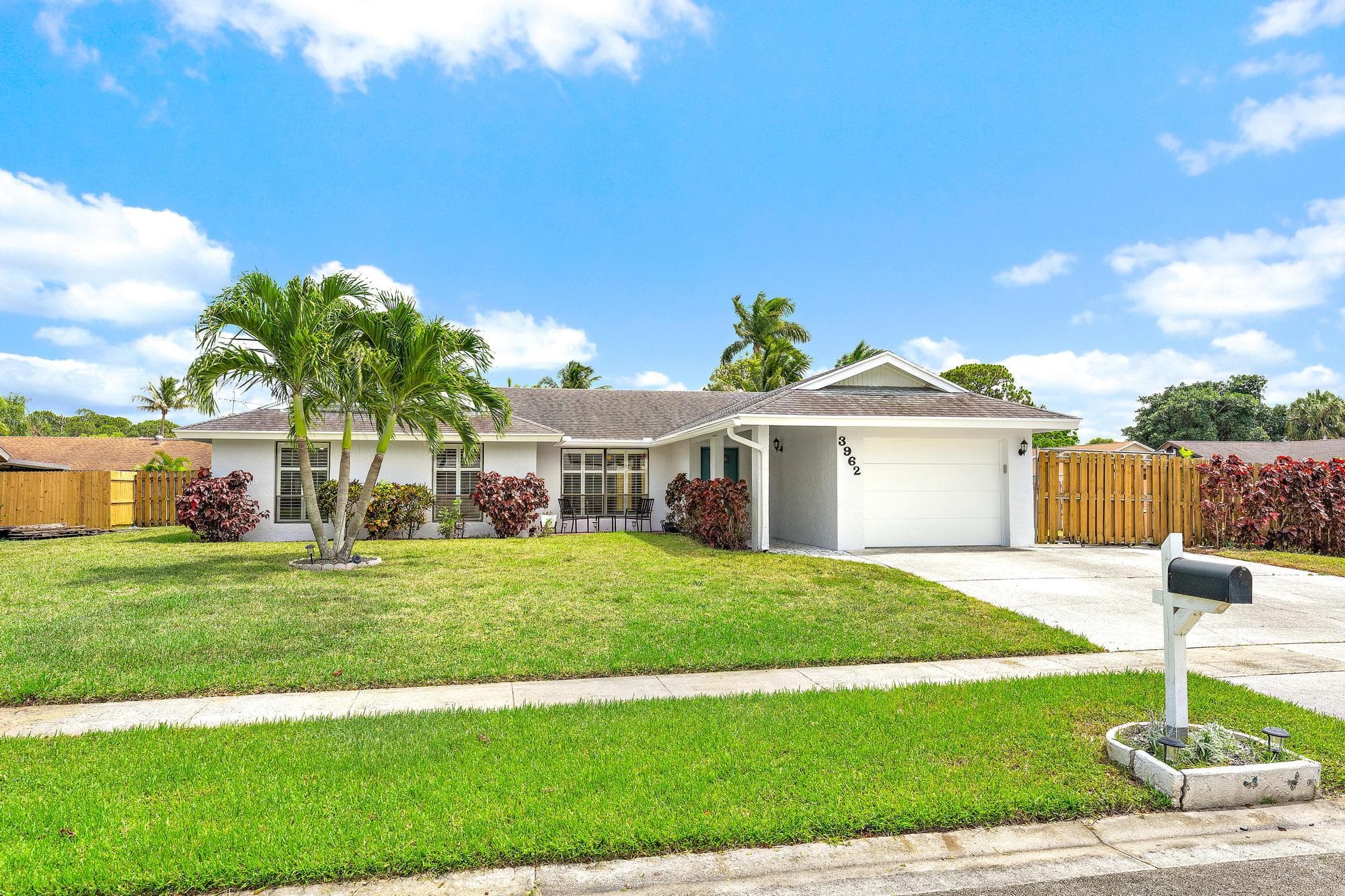 3962 Winfield Road, Boynton Beach, FL 33436 — photo 2 of 23