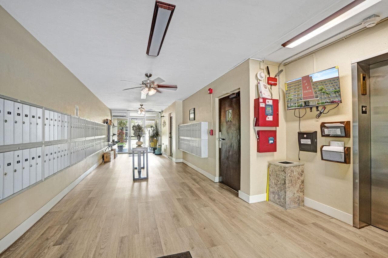 2350 NE 14th St Causeway 205, Pompano Beach, FL 33062 — photo 14 of 16