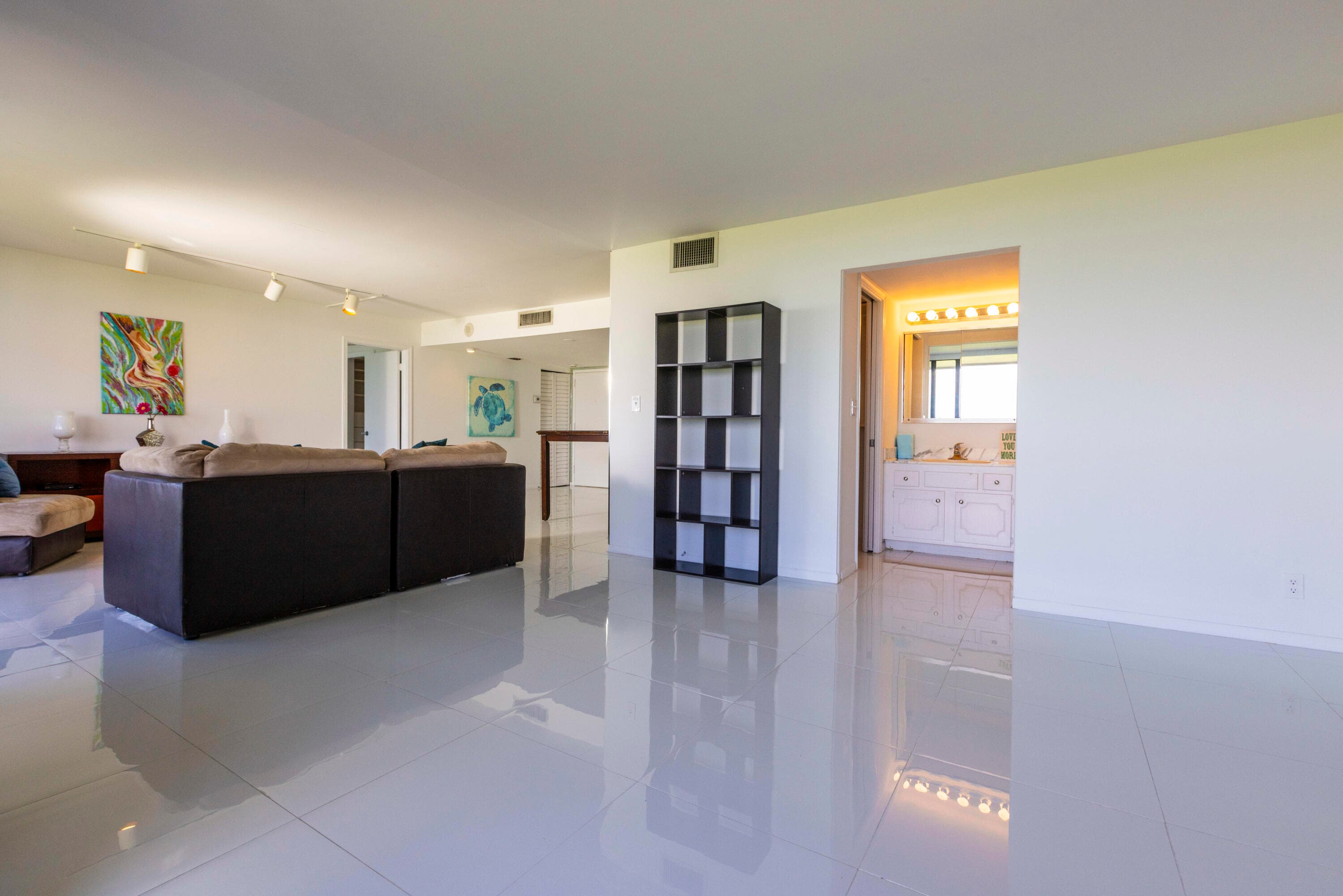 2000 Presidential Way 702, West Palm Beach, FL 33401 — photo 14 of 23