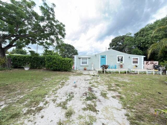 1185 Alto Road, Lake Worth, FL 33462 — photo 1 of 15