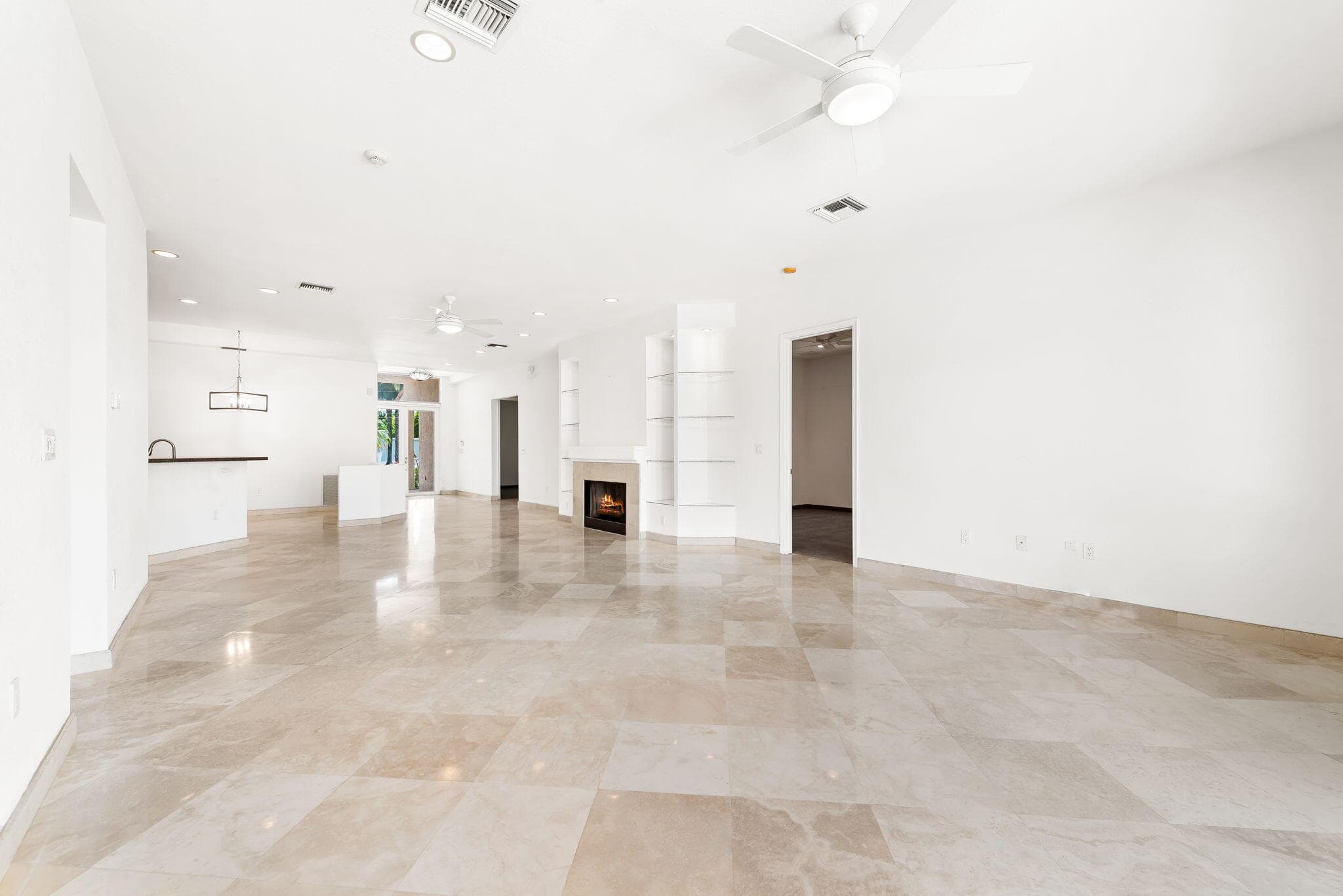 1630 SE 11th Street, Fort Lauderdale, FL 33316 — photo 8 of 33