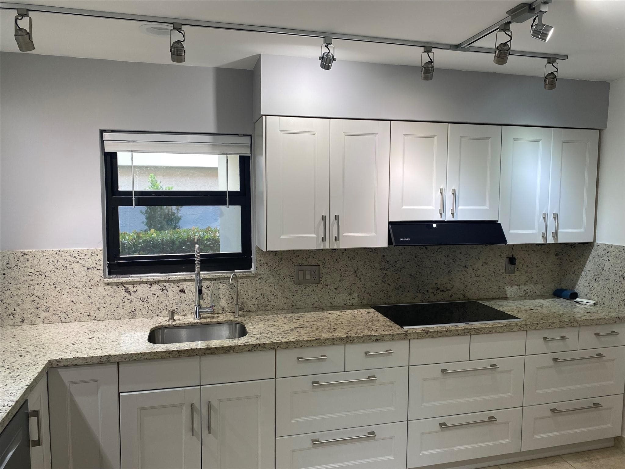9760 NW 18th Drive, Plantation, FL 33322 — photo 4 of 16