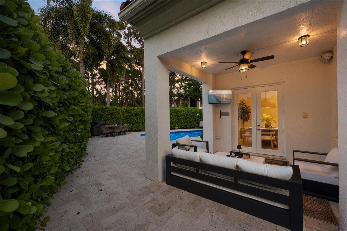 2104 Spring Court, Palm Beach Gardens, FL 33410 — photo 35 of 73