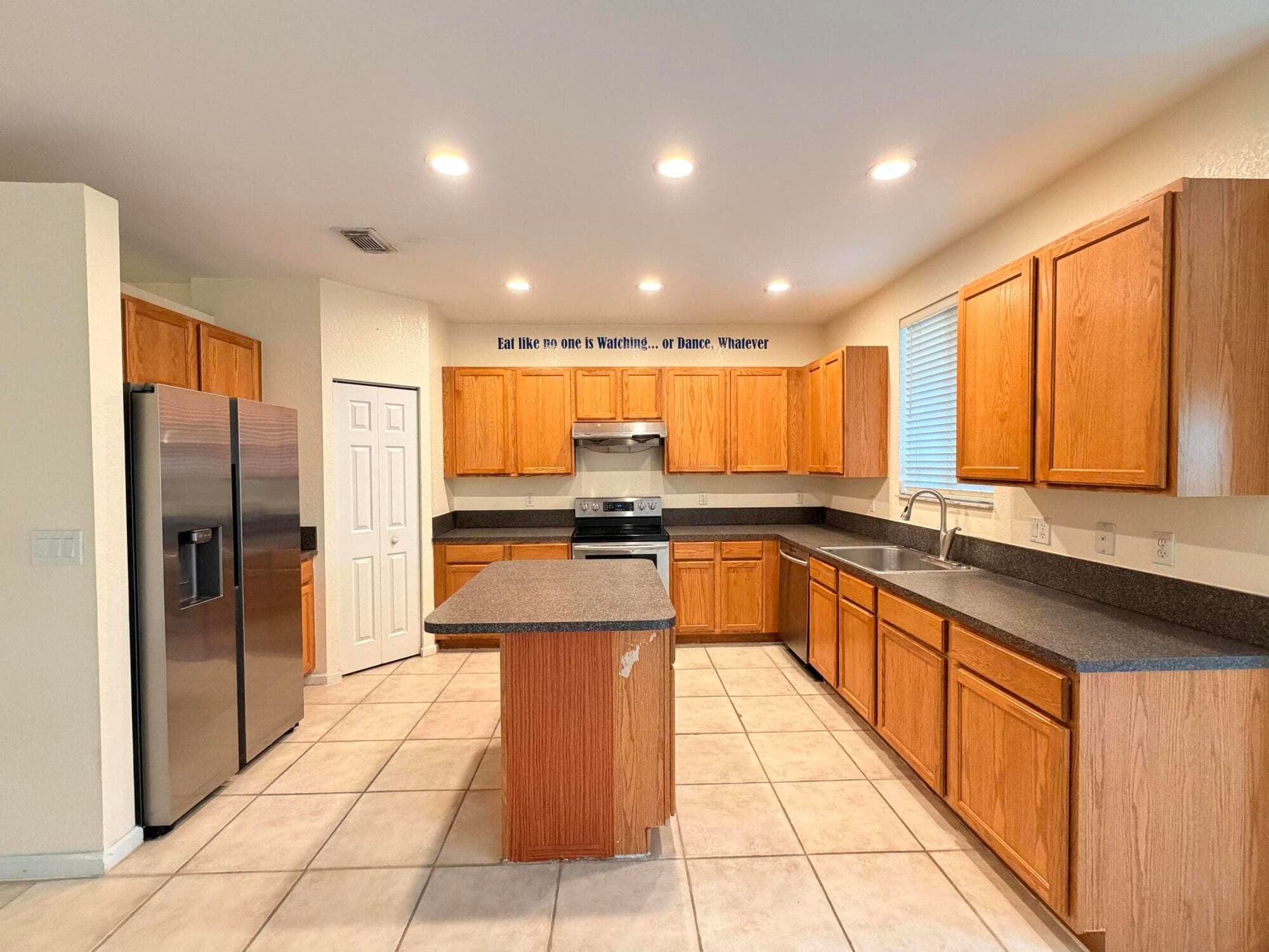 2789 S Evergreen Circle, Boynton Beach, FL 33426 — photo 2 of 27