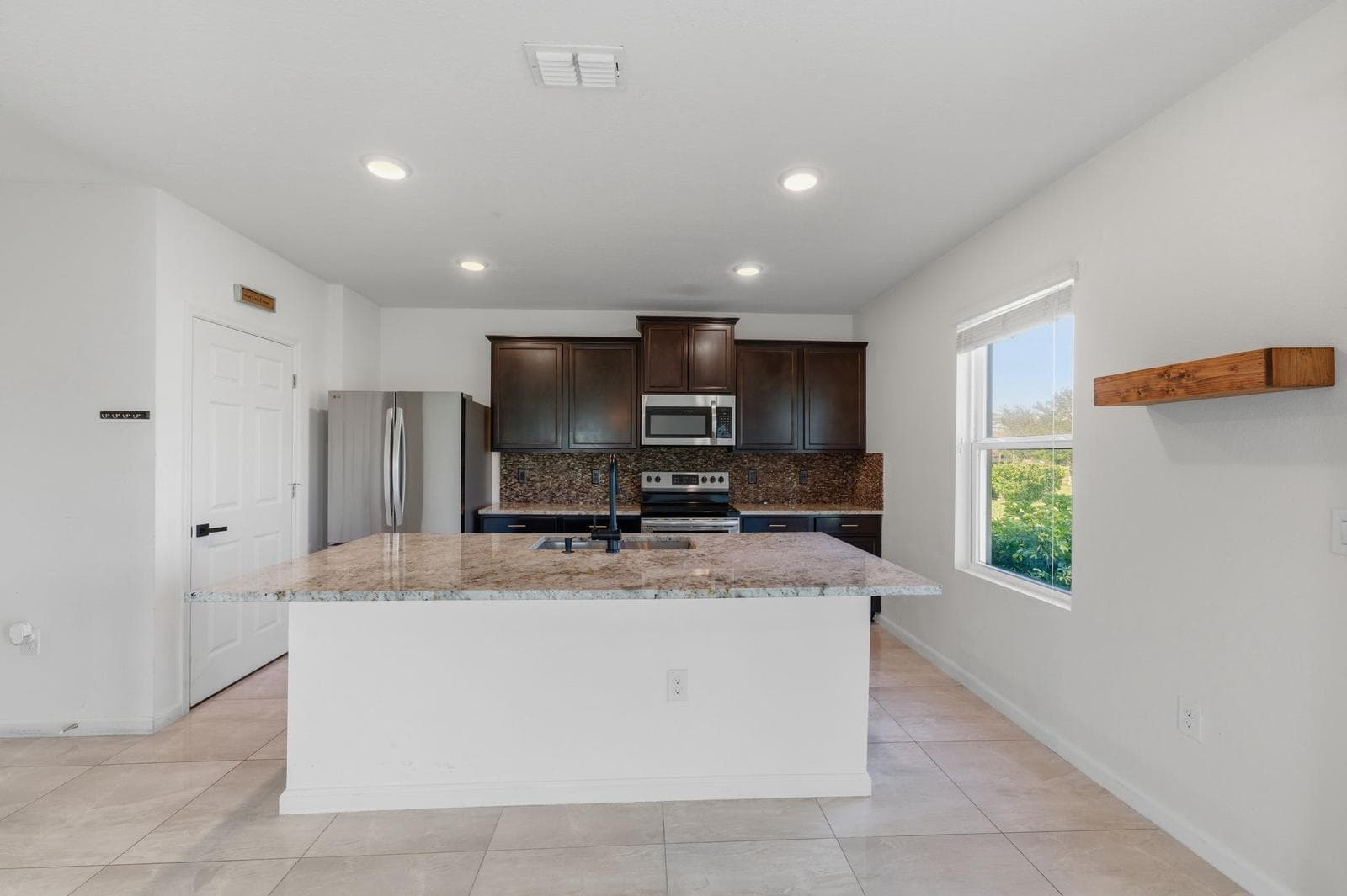 3044 Woodswalk Drive, Fort Pierce, FL 34945 — photo 8 of 61