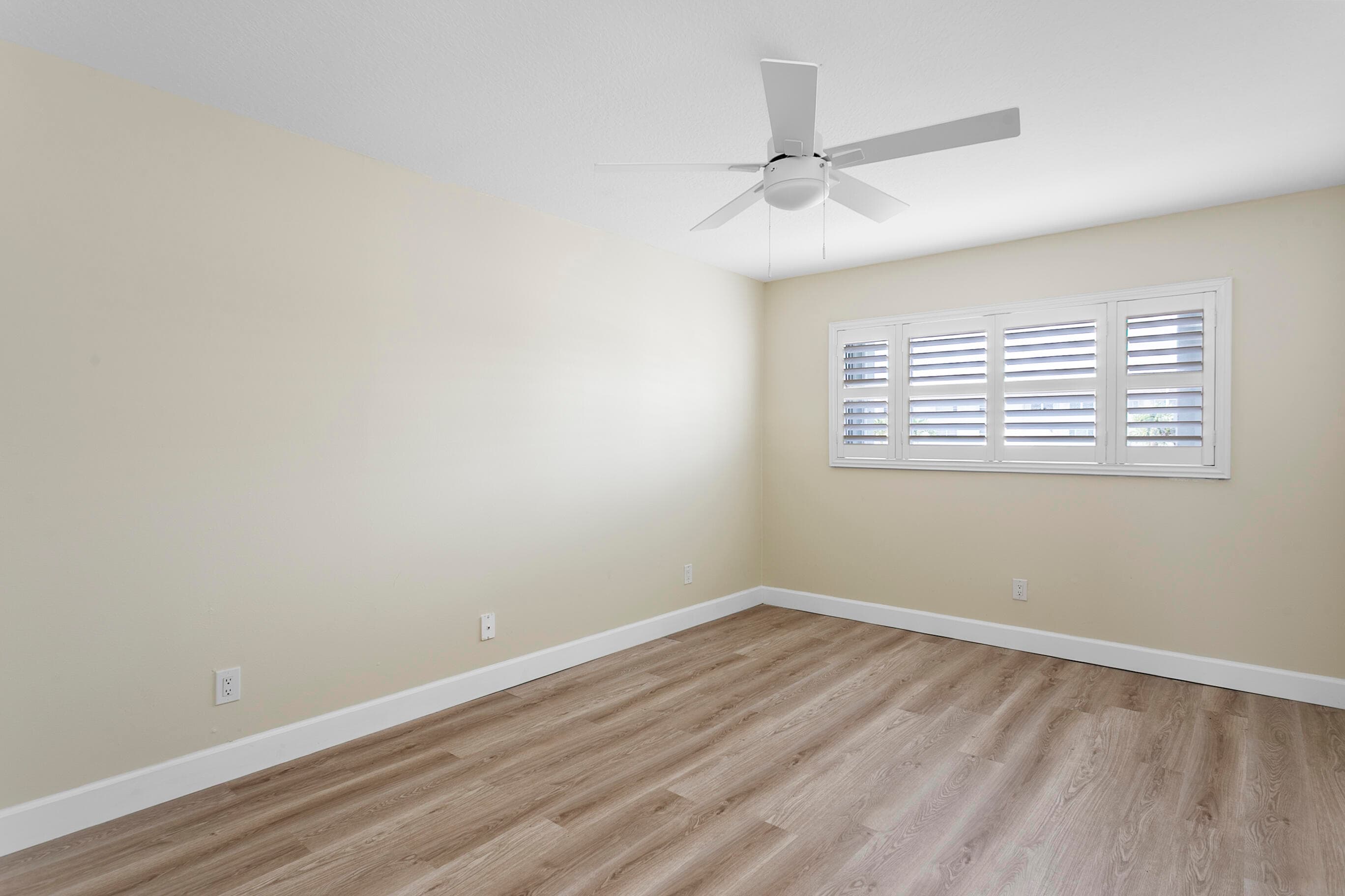 111 Shore Court 203, North Palm Beach, FL 33408 — photo 22 of 27